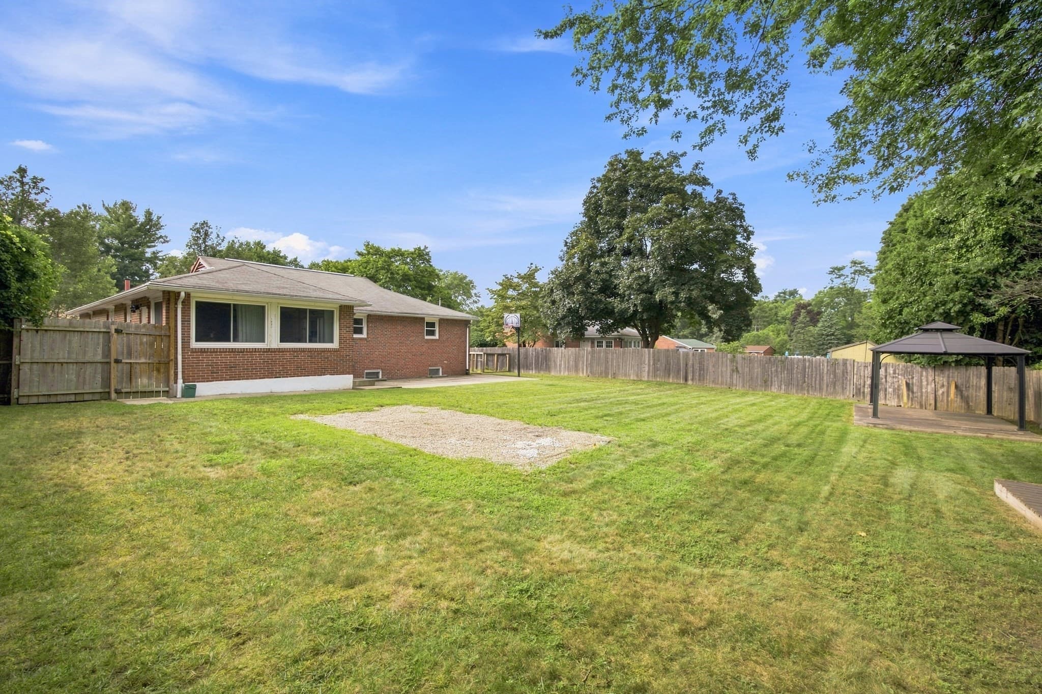 Single Family Residence at 63 Martel Rd, Springfield MA 01119, Springfield, photo 6 of 39