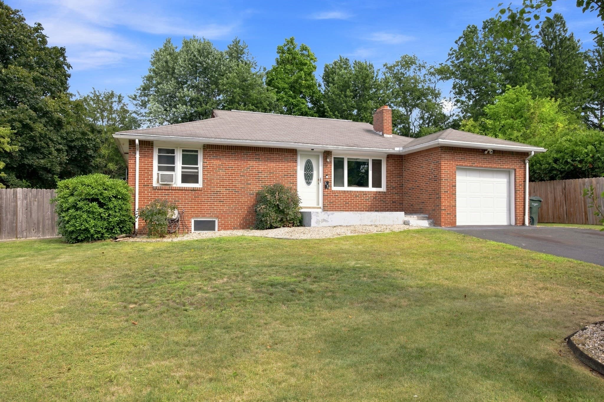 63 Martel Rd, Springfield MA 01119