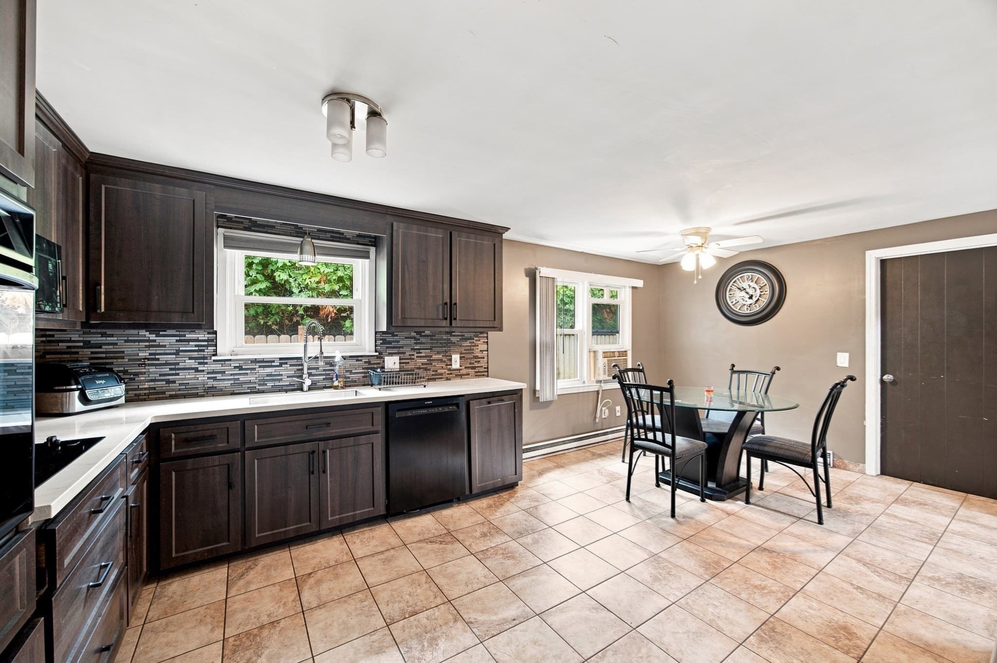 Single Family Residence at 63 Martel Rd, Springfield MA 01119, Springfield, photo 14 of 39