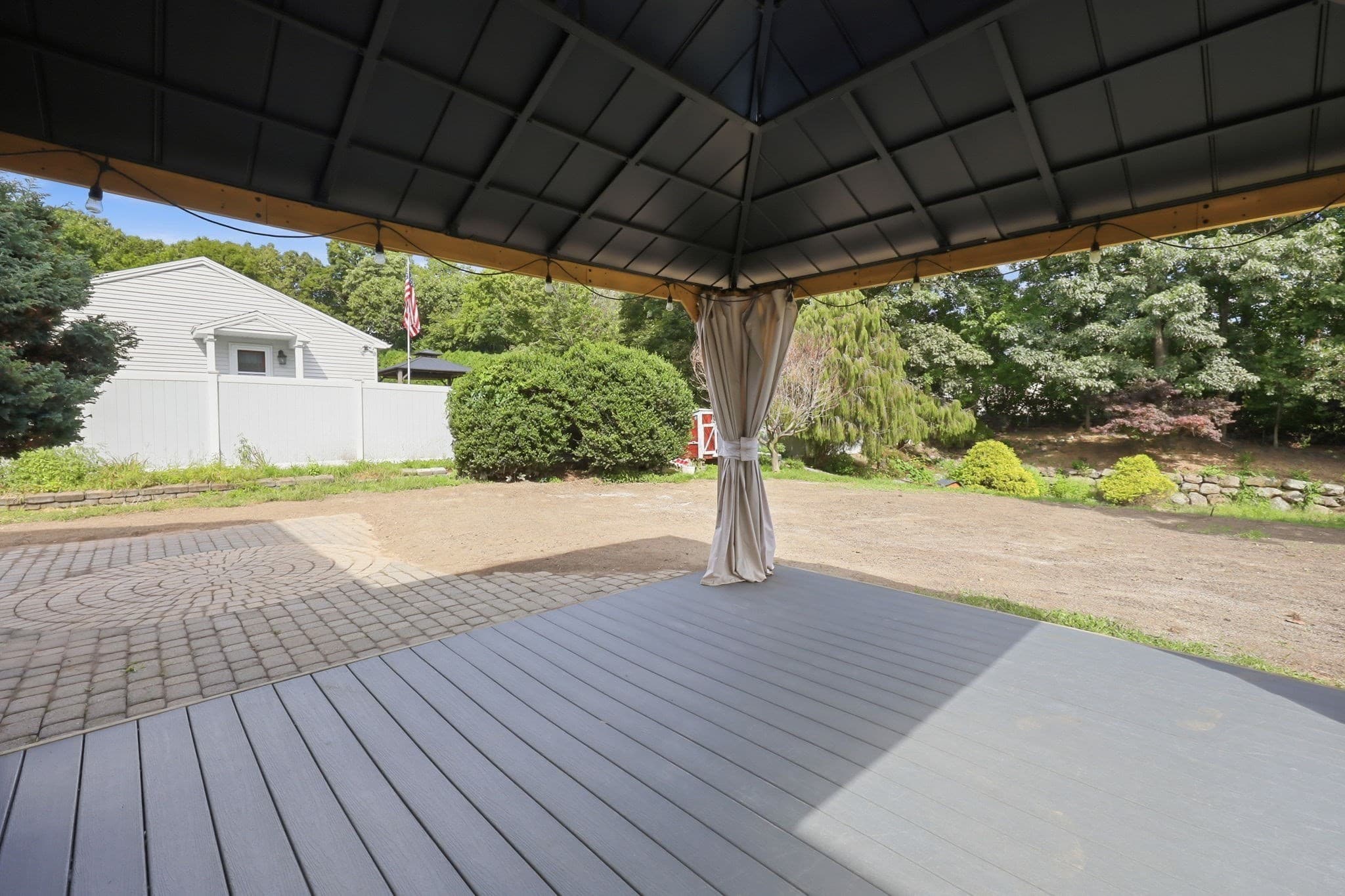 Single Family Residence at 5 Timber Ln, Holyoke MA 01040, Holyoke, photo 9 of 32