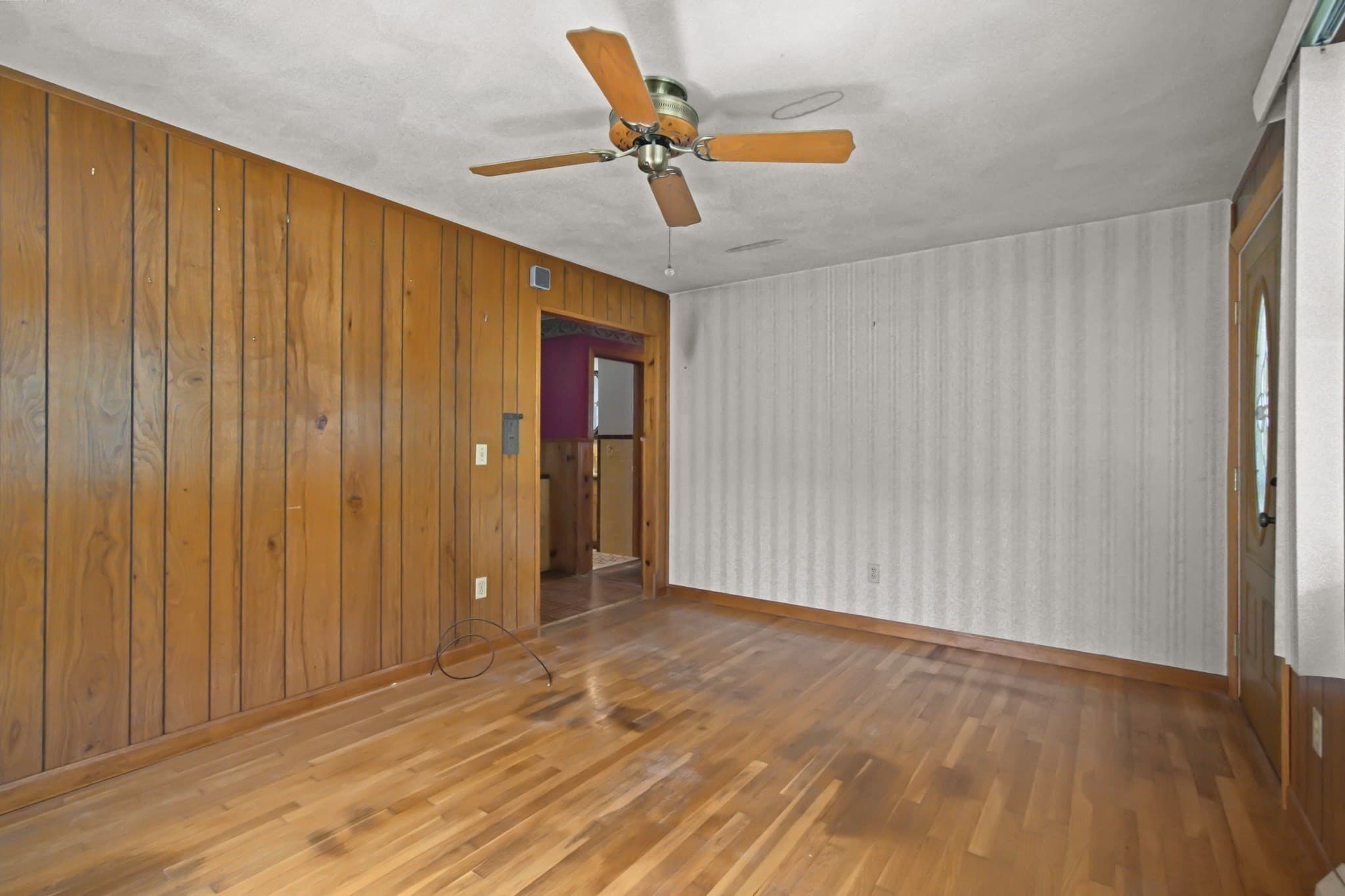 Single Family Residence at 127 Kenmar Dr, Somerset MA 02726, Somerset, photo 6 of 21