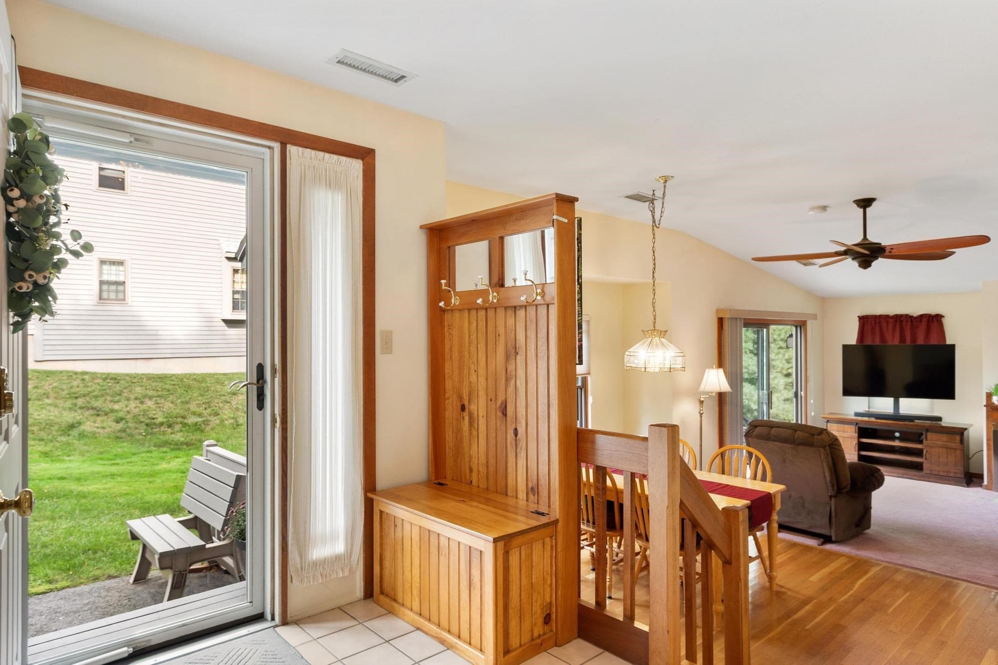 Condominium at 1 Victoria Dr # 1, Auburn MA 01501, Auburn, photo 4 of 32