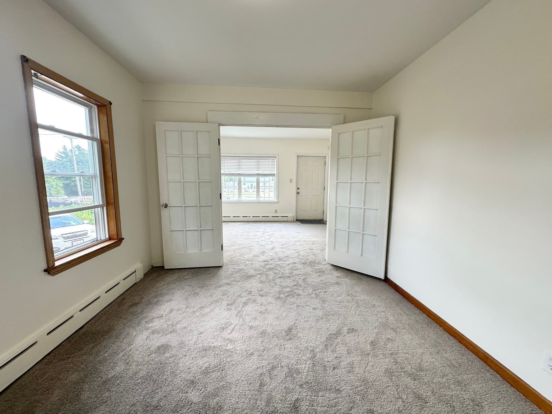 Single Family Residence at 202 N Quarry St, Dartmouth MA 02747, photo 9 of 13