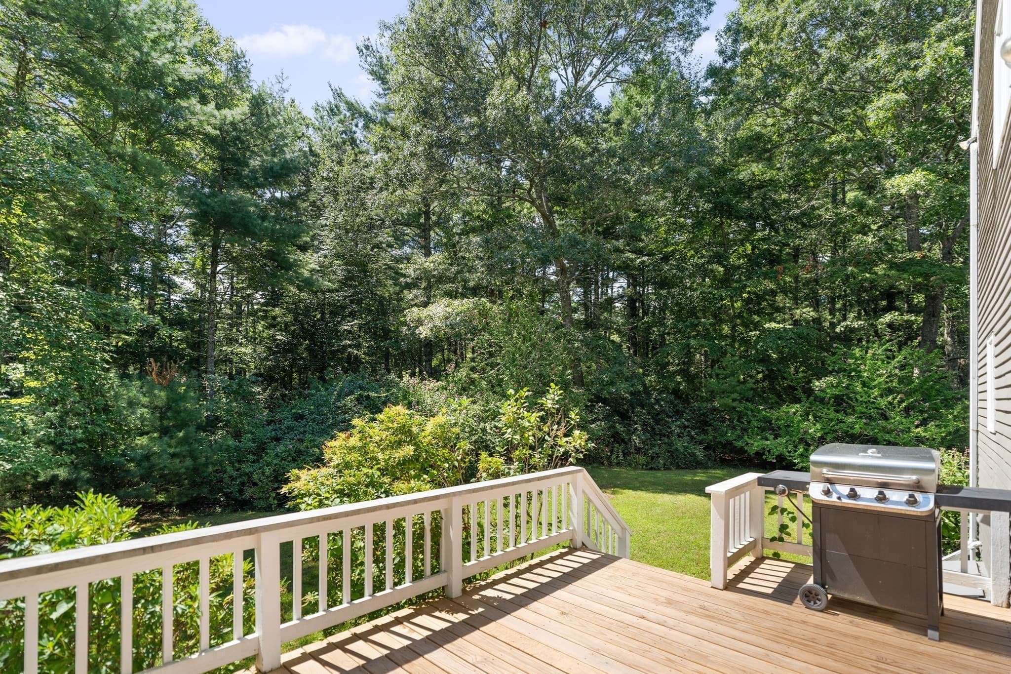 Single Family Residence at 39 Stuart Rd, Rochester MA 02770, Rochester, photo 21 of 32