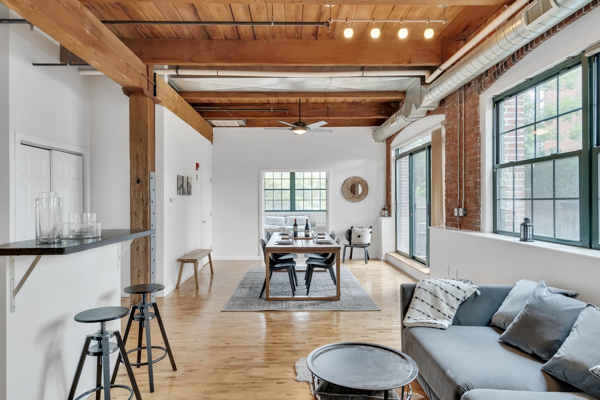 Condominium at 210 Broadway # 106, Everett MA 02149, Everett, photo 2 of 35