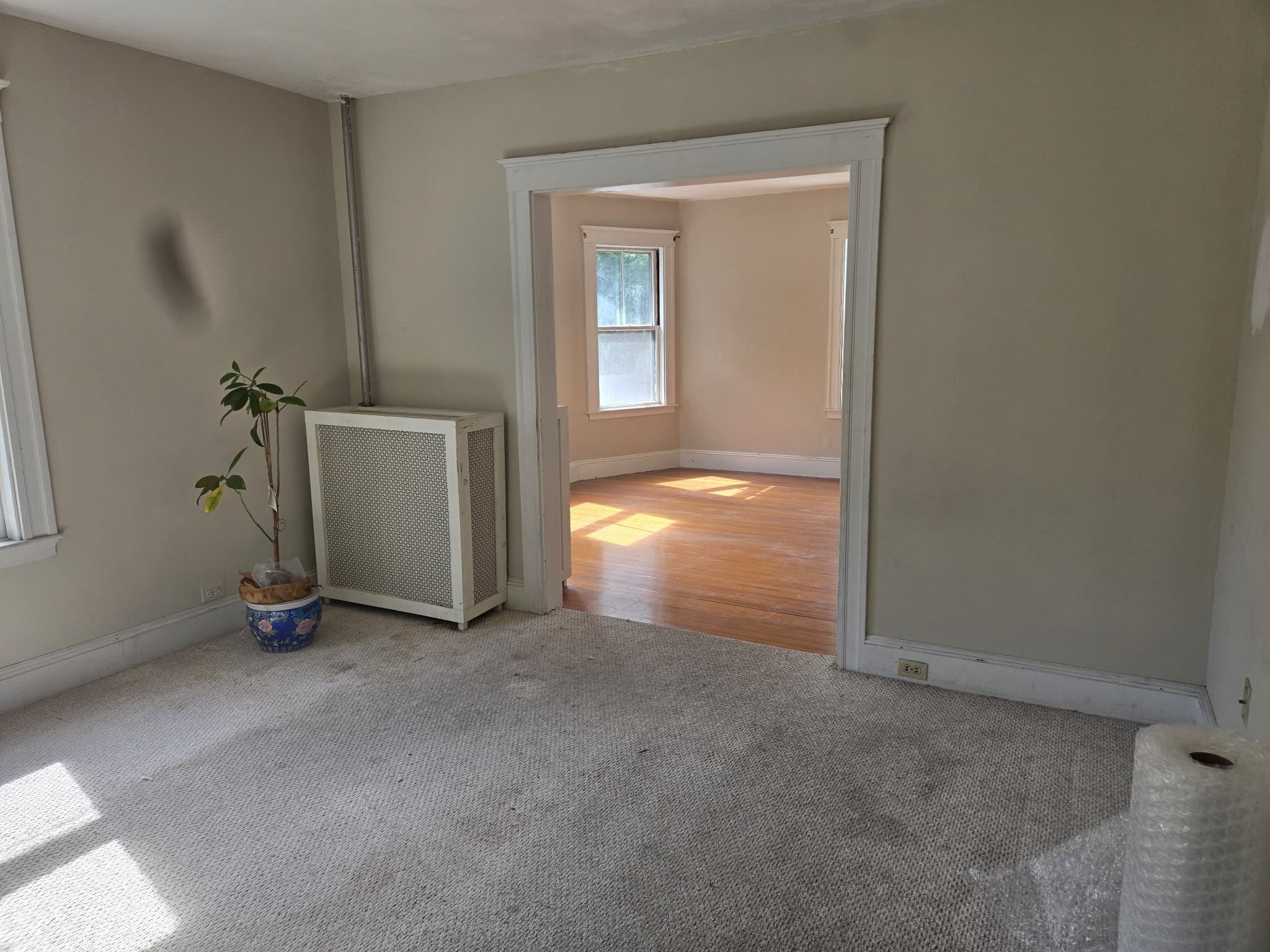 Single Family Residence at 27 Mansfield St, Framingham MA 01702, Framingham, photo 7 of 22