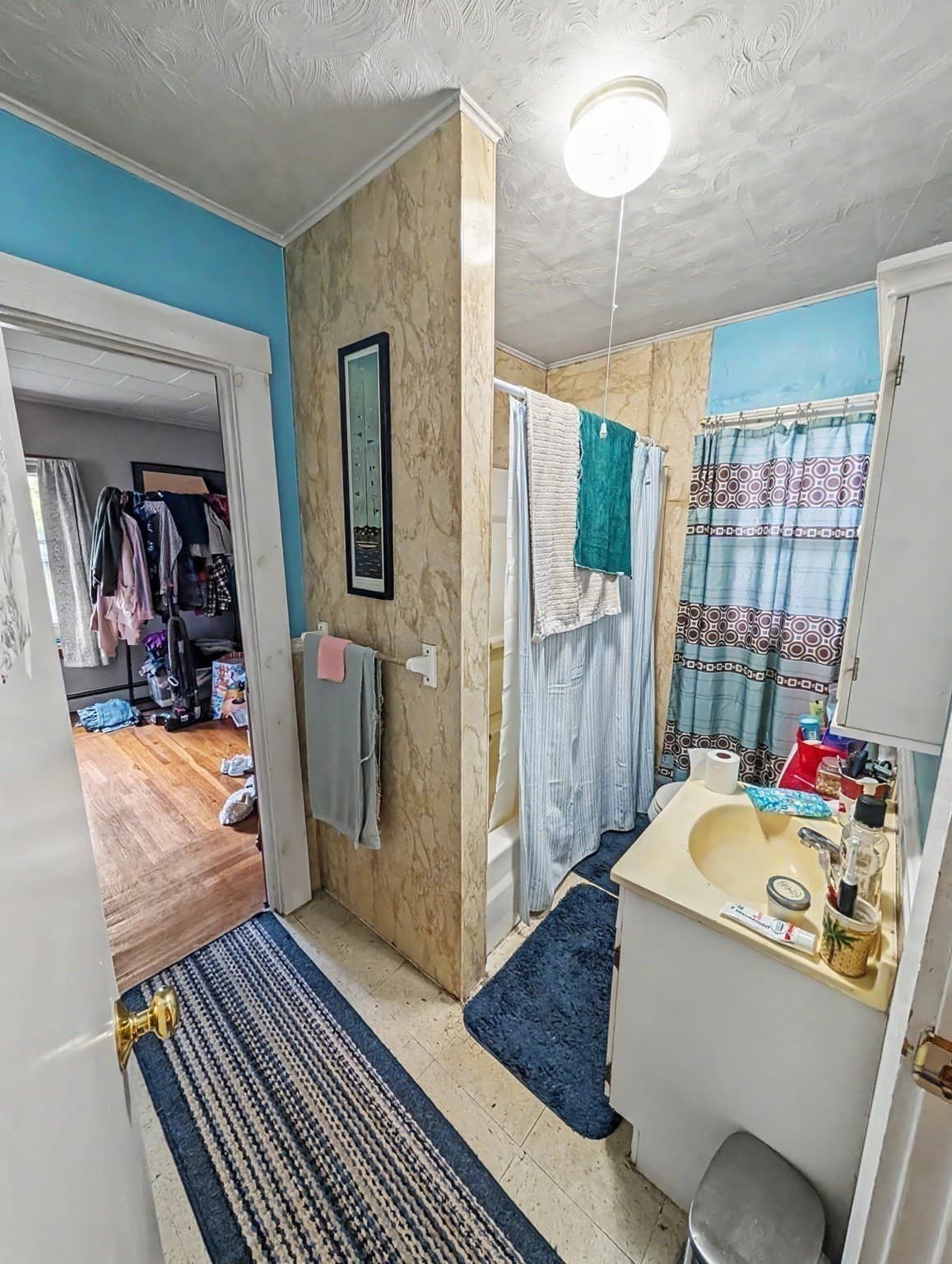 Multi Family at 23 North St, Douglas MA 01516, photo 10 of 31