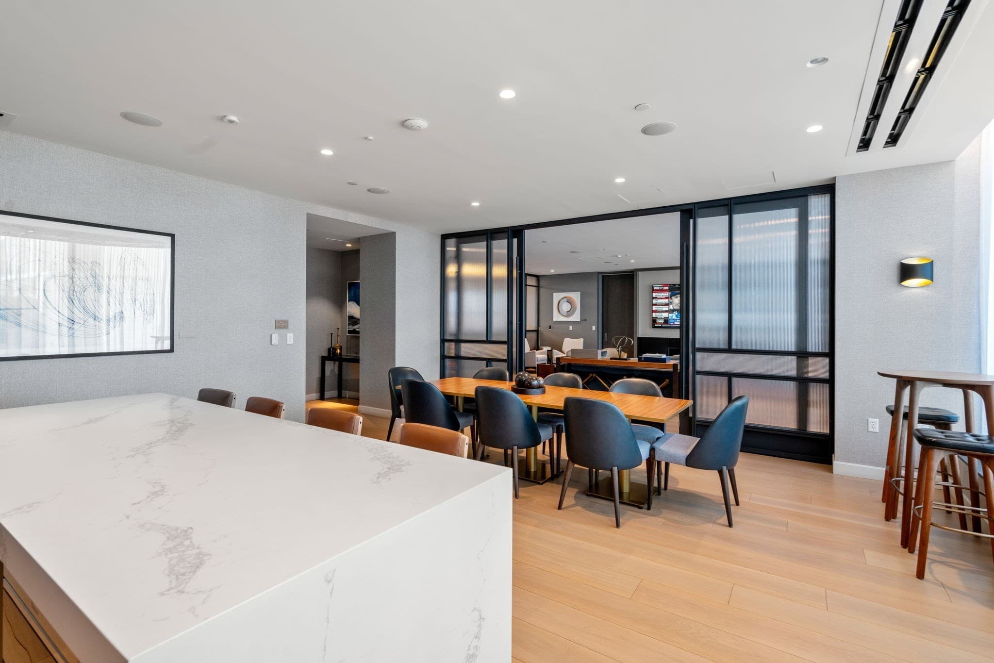 Condominium at 380 Harrison Ave, Boston MA 02118, photo 23 of 36