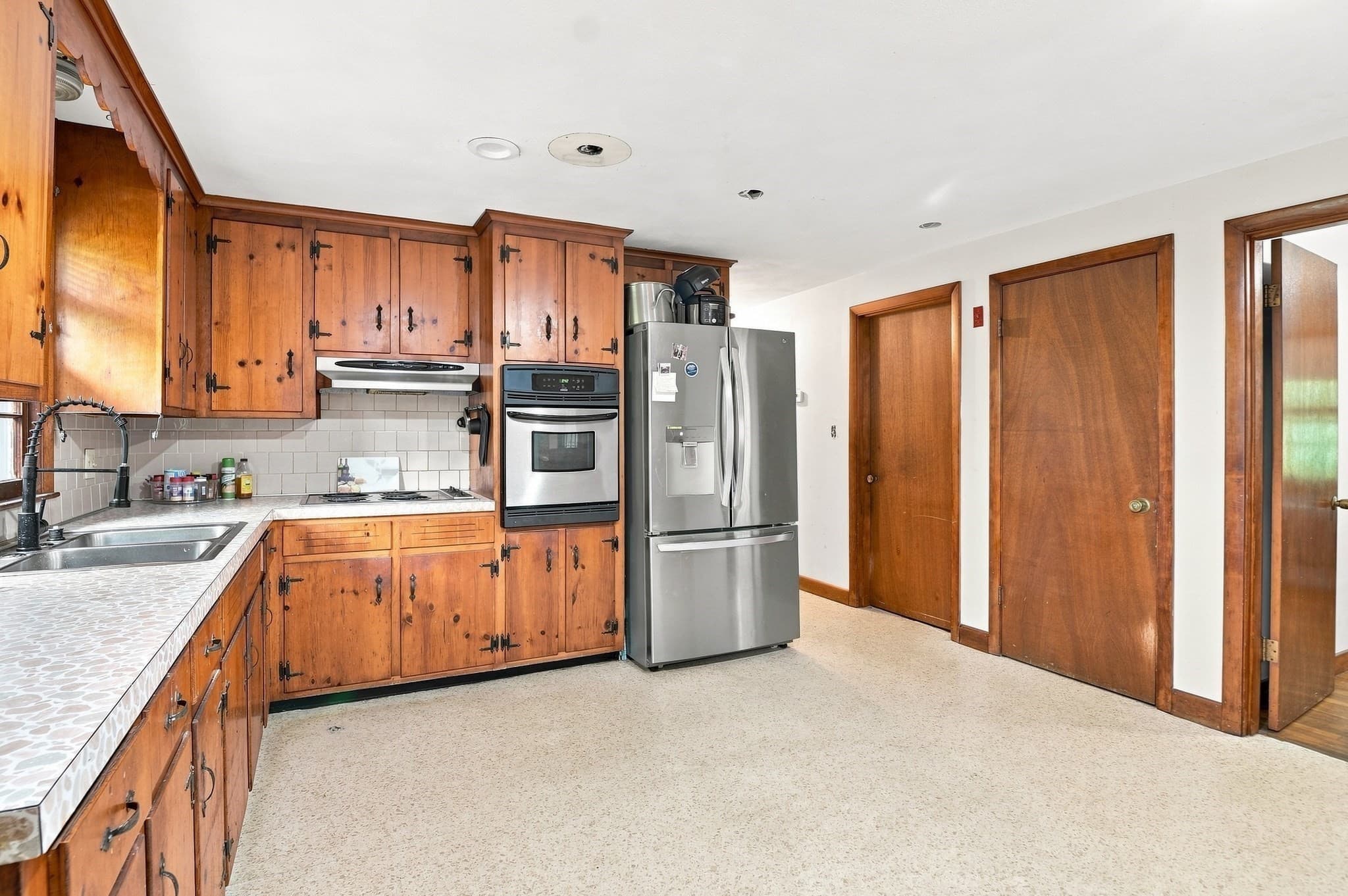 Single Family Residence at 3 Aldrich Avenue, Millbury MA 01527, Millbury, photo 6 of 30