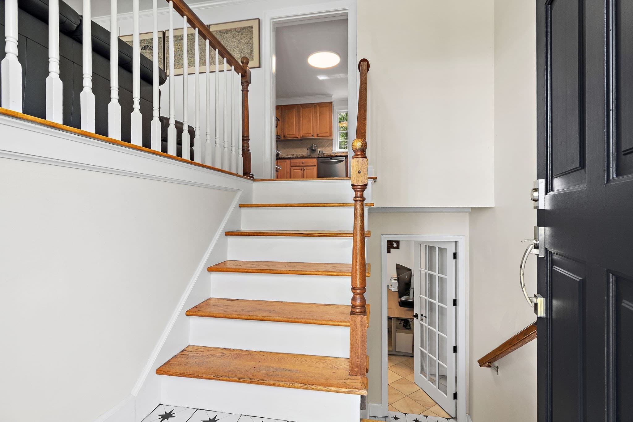 Single Family Residence at 3 Young St, Lexington MA 02420, Lexington, photo 4 of 42