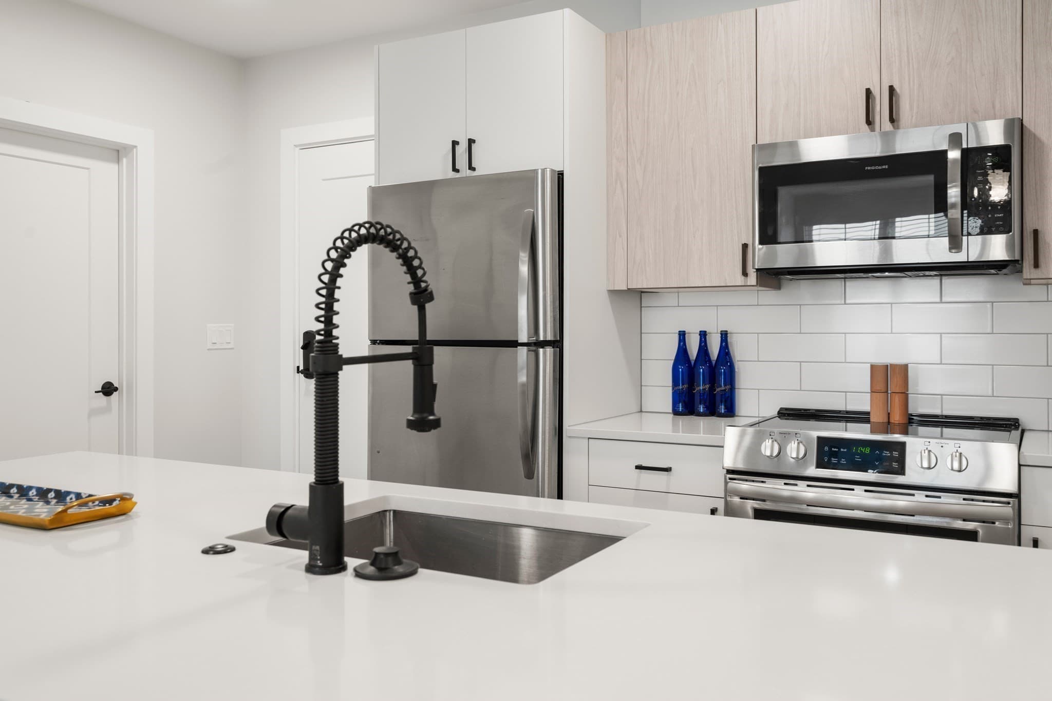 Condominium at 10 Somerset, Winthrop MA 02152, Winthrop, photo 3 of 31