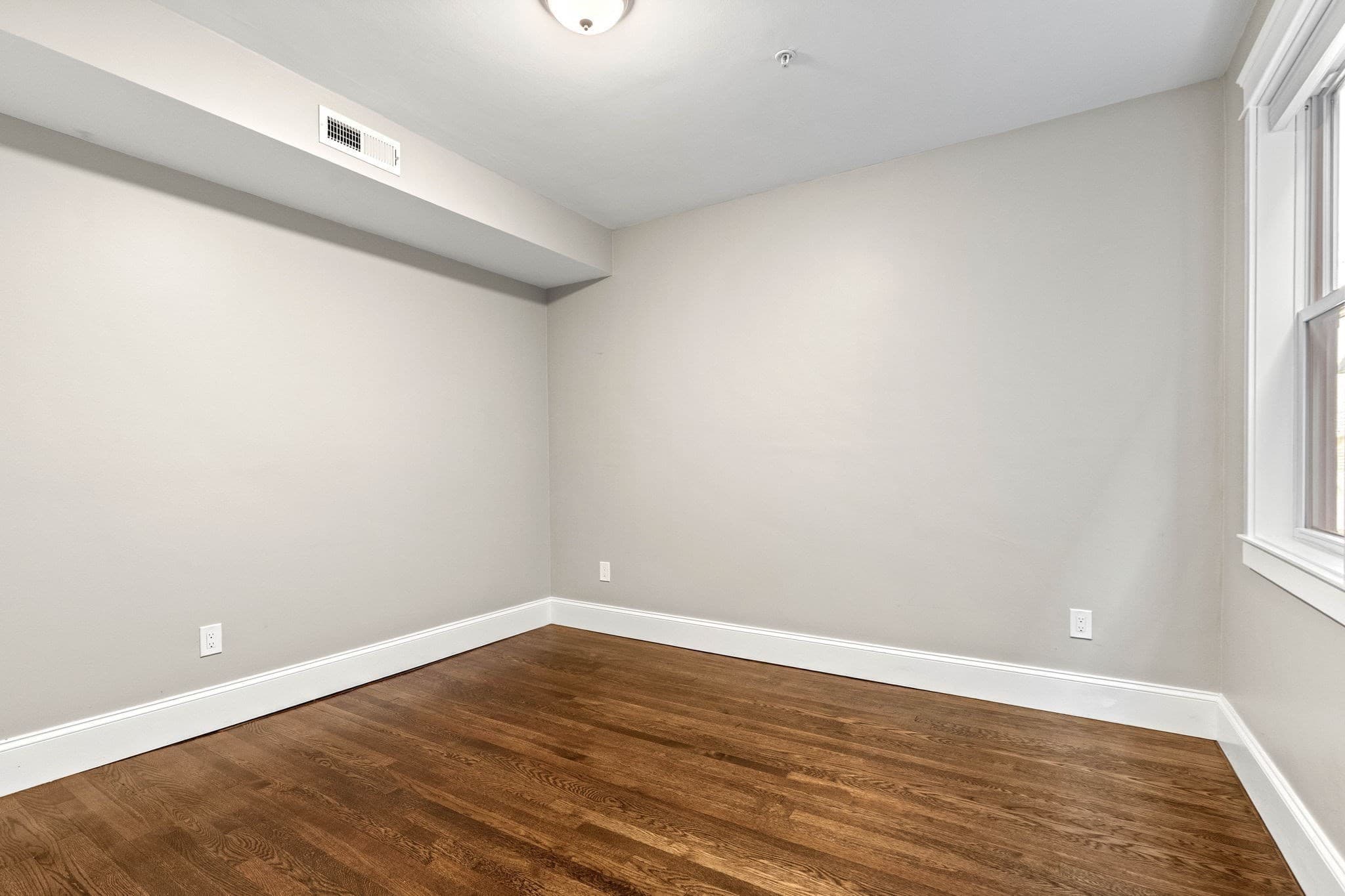 Condominium at 251 Rantoul St # 1, Beverly MA 01915, Beverly, photo 29 of 40
