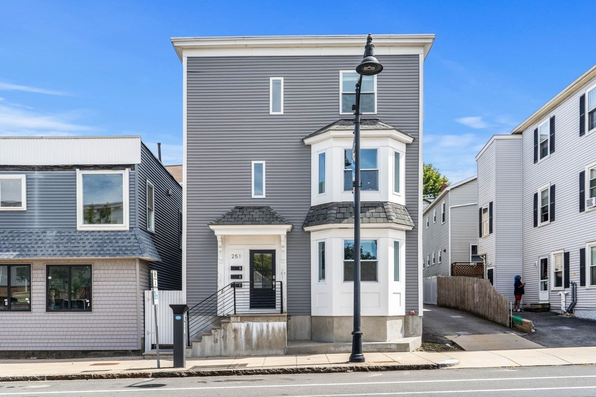 Condominium at 251 Rantoul St # 1, Beverly MA 01915, Beverly, photo 21 of 40