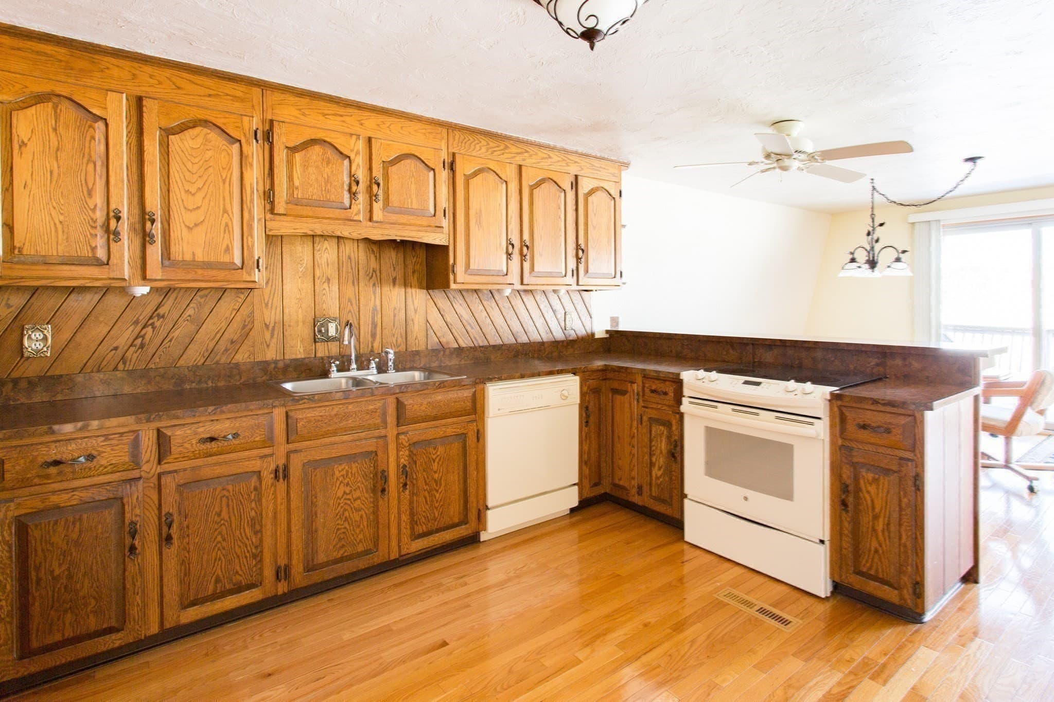 Single Family Residence at 21-22 Beach Drive, West Brookfield MA 01585, West Brookfield, photo 4 of 37