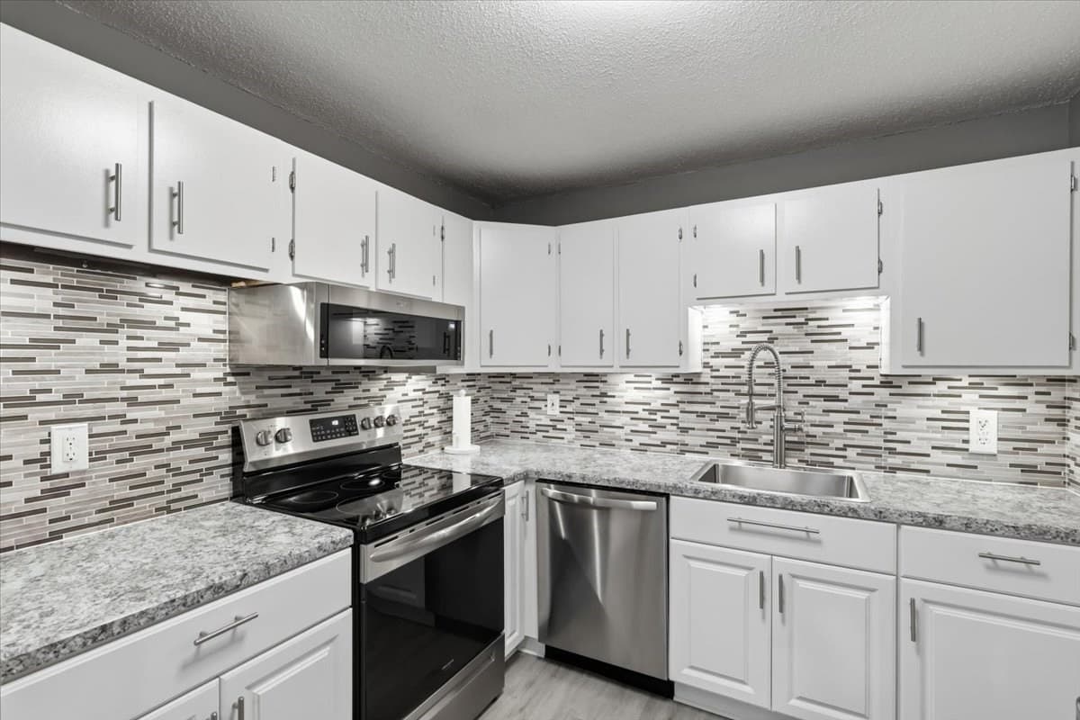 Condominium at 2 Karena Drive # 12, Taunton MA 02780, Taunton, photo 9 of 32