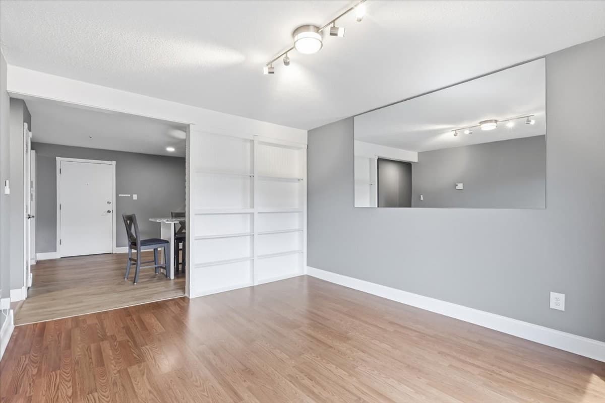 Condominium at 2 Karena Drive # 12, Taunton MA 02780, Taunton, photo 14 of 32