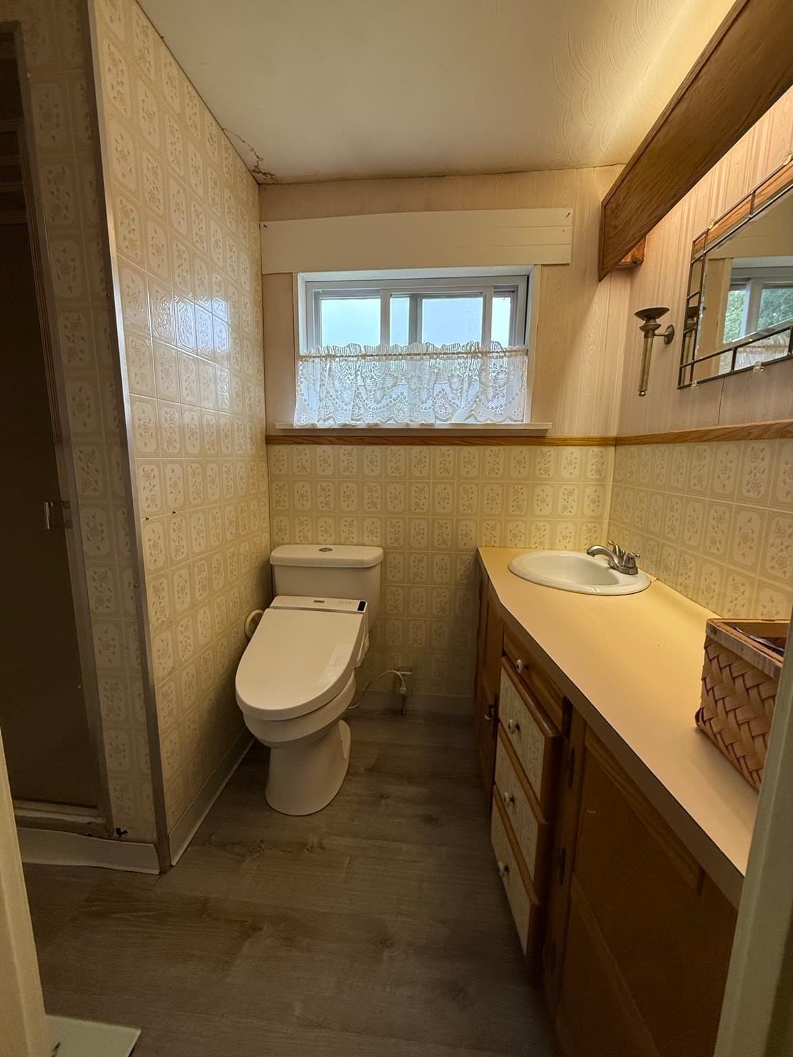 Single Family Residence at 21 Freeman Ave, Webster MA 01570, Webster, photo 24 of 39