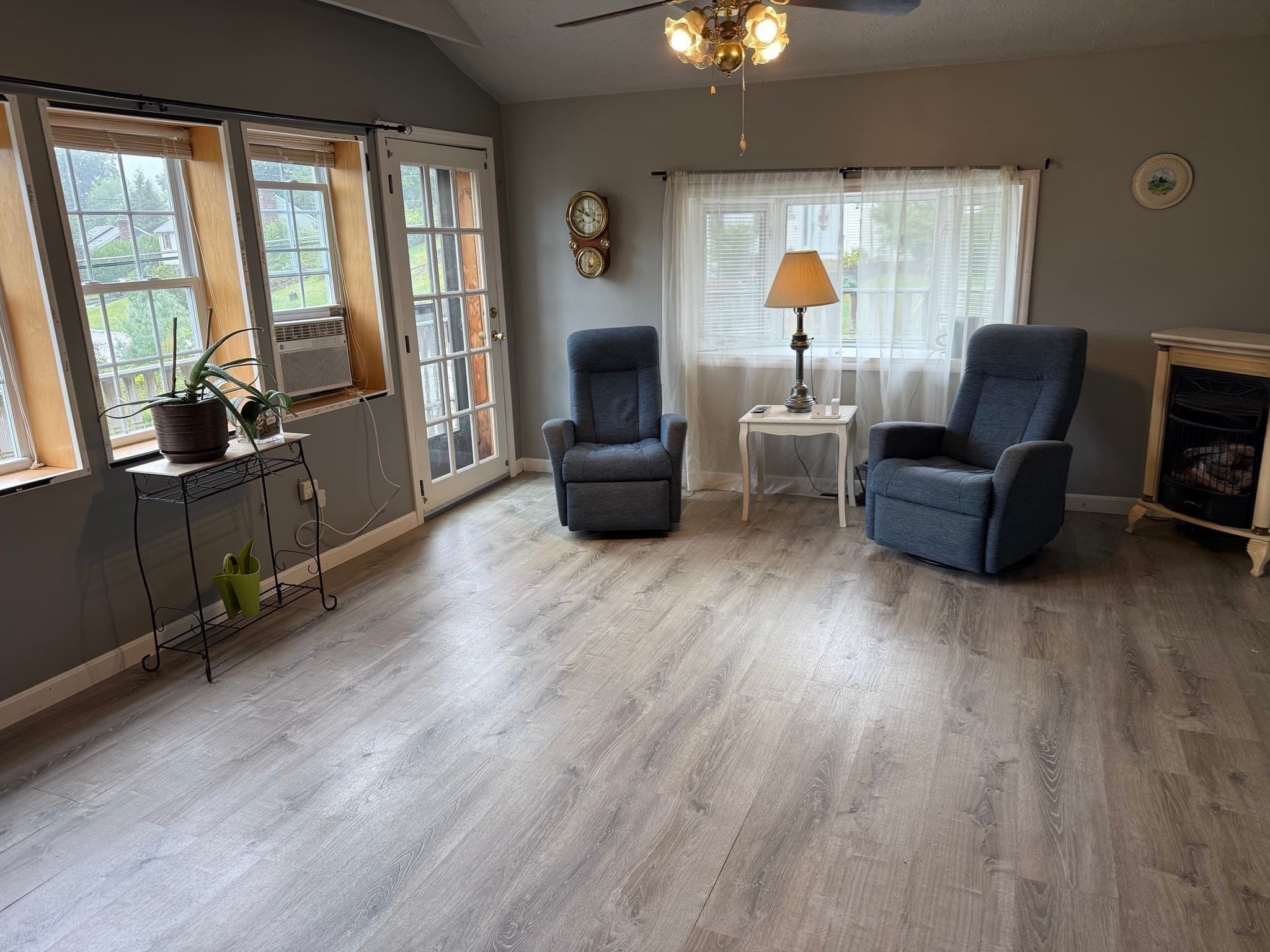 Single Family Residence at 21 Freeman Ave, Webster MA 01570, Webster, photo 15 of 39