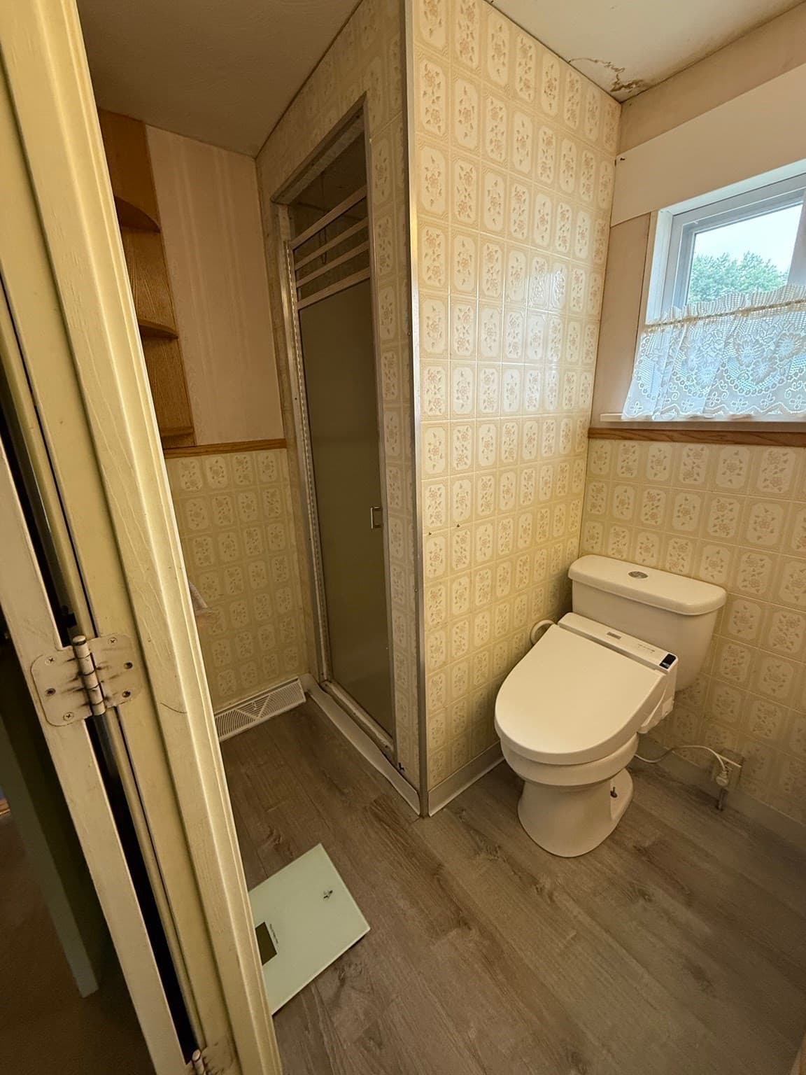 Single Family Residence at 21 Freeman Ave, Webster MA 01570, Webster, photo 21 of 39
