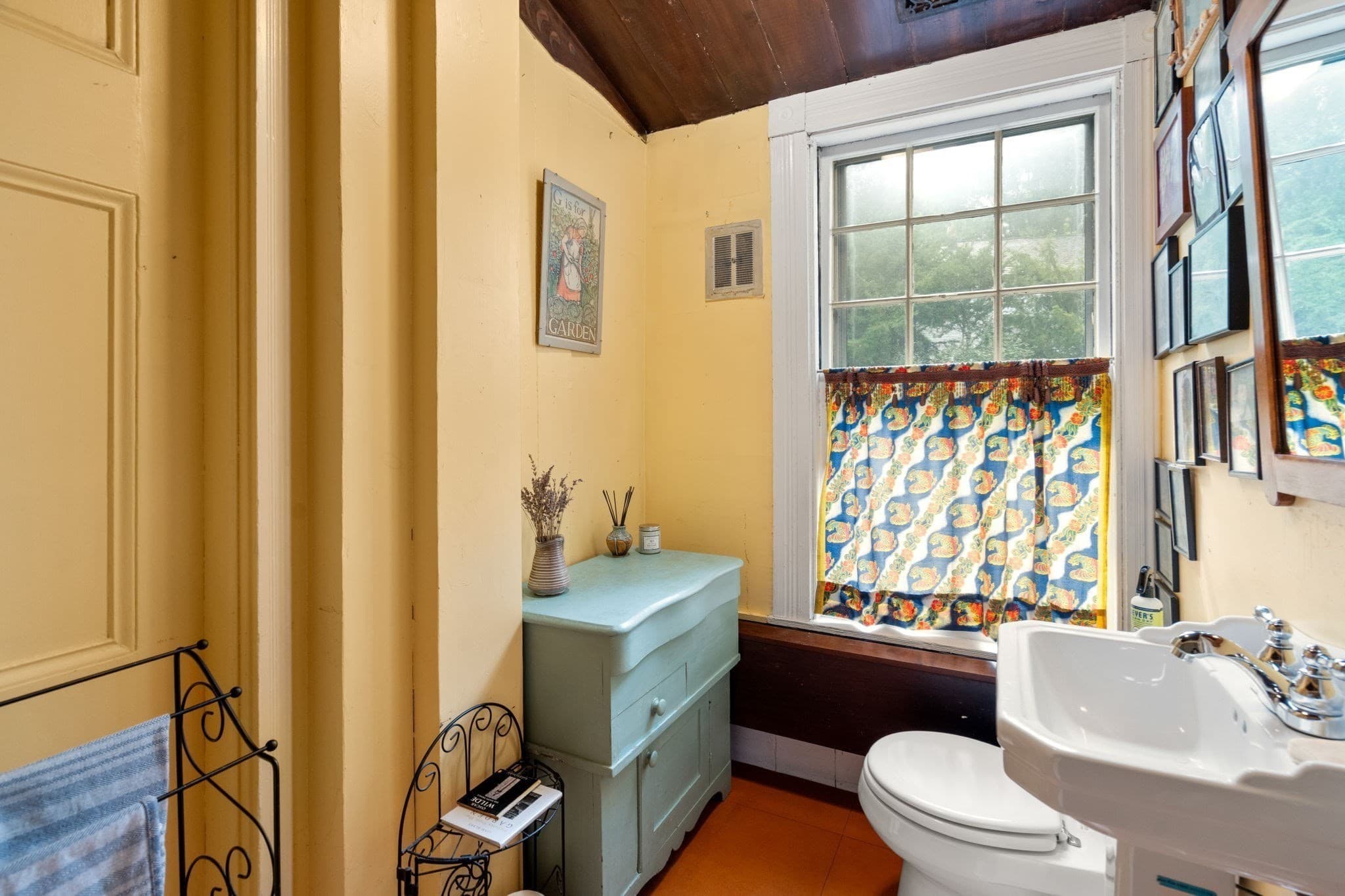 Single Family Residence at 186 Highland Ave, Newton MA 02465, Newton, photo 15 of 29