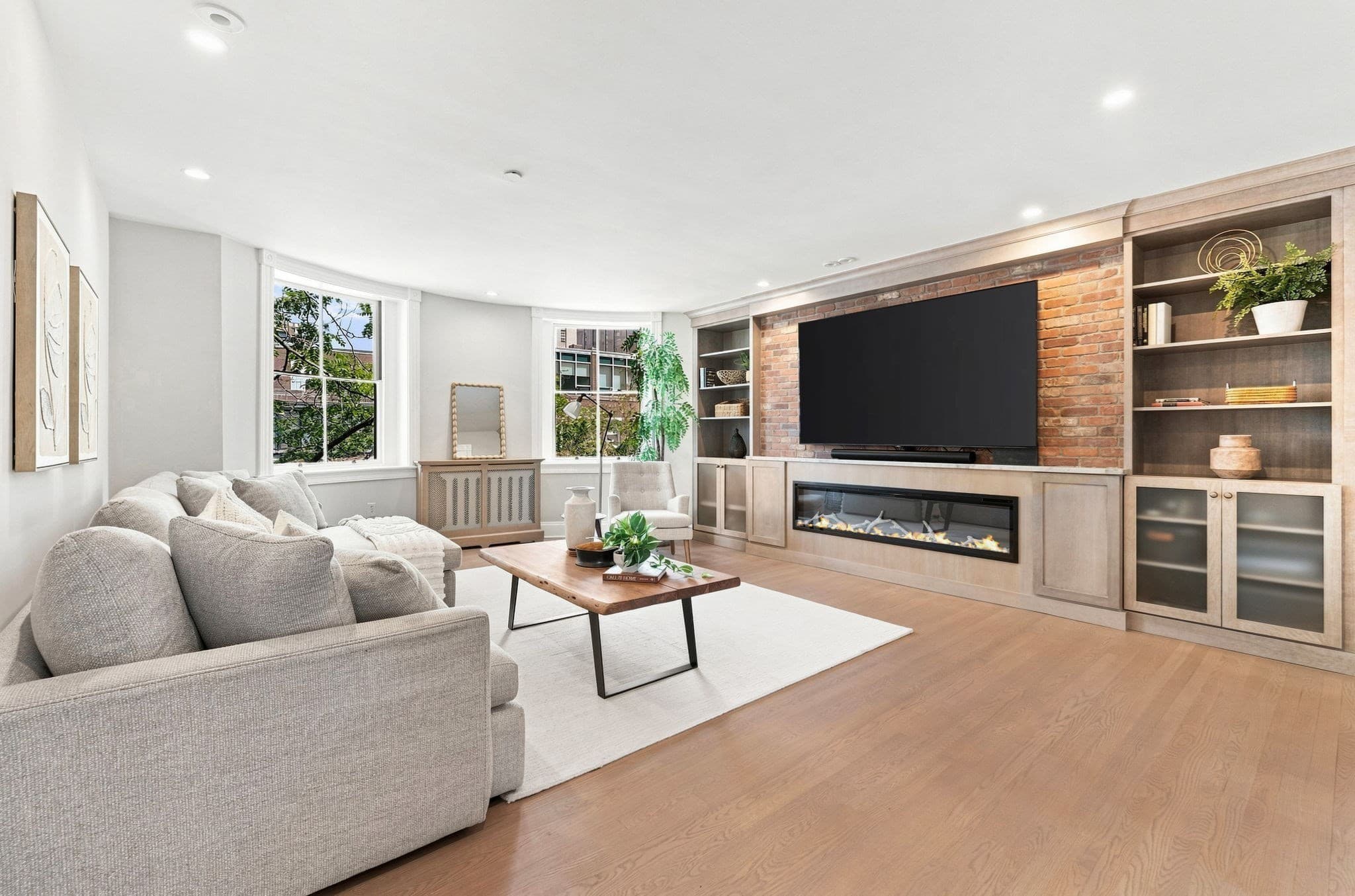 31 Bowdoin St # 4, Boston MA 02114