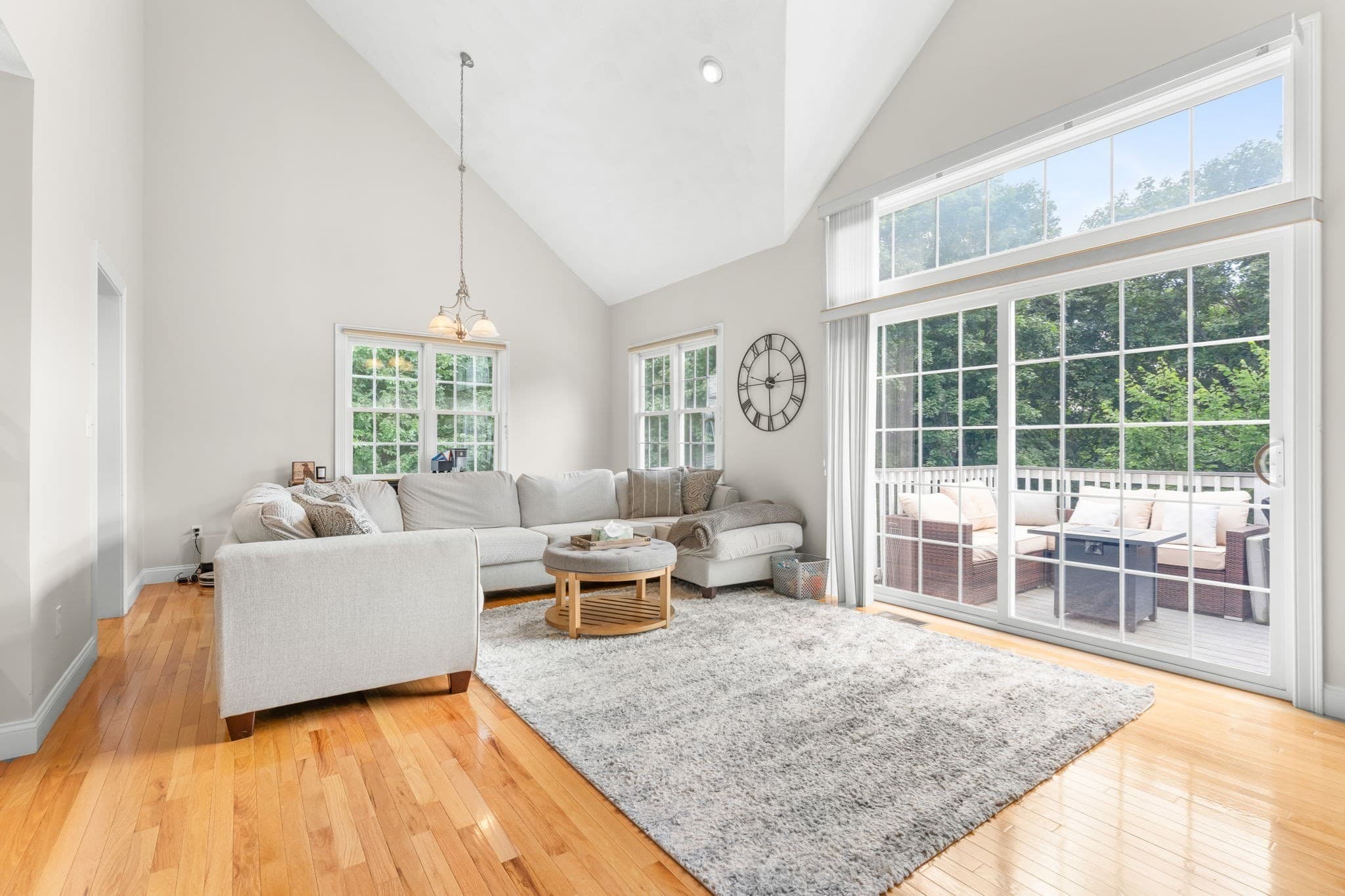Condominium at 10 Charnstaff Ln # 404, Billerica MA 01821, Billerica, photo 3 of 38