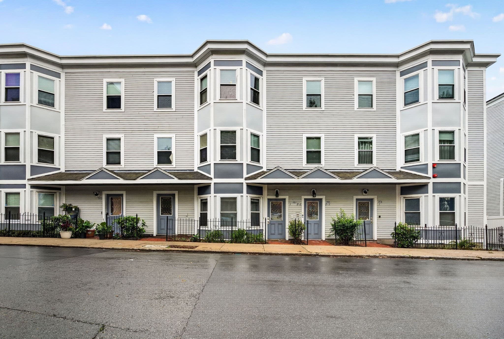 Condominium at 161 E Cottage # 2, Boston MA 02125, photo 27 of 29