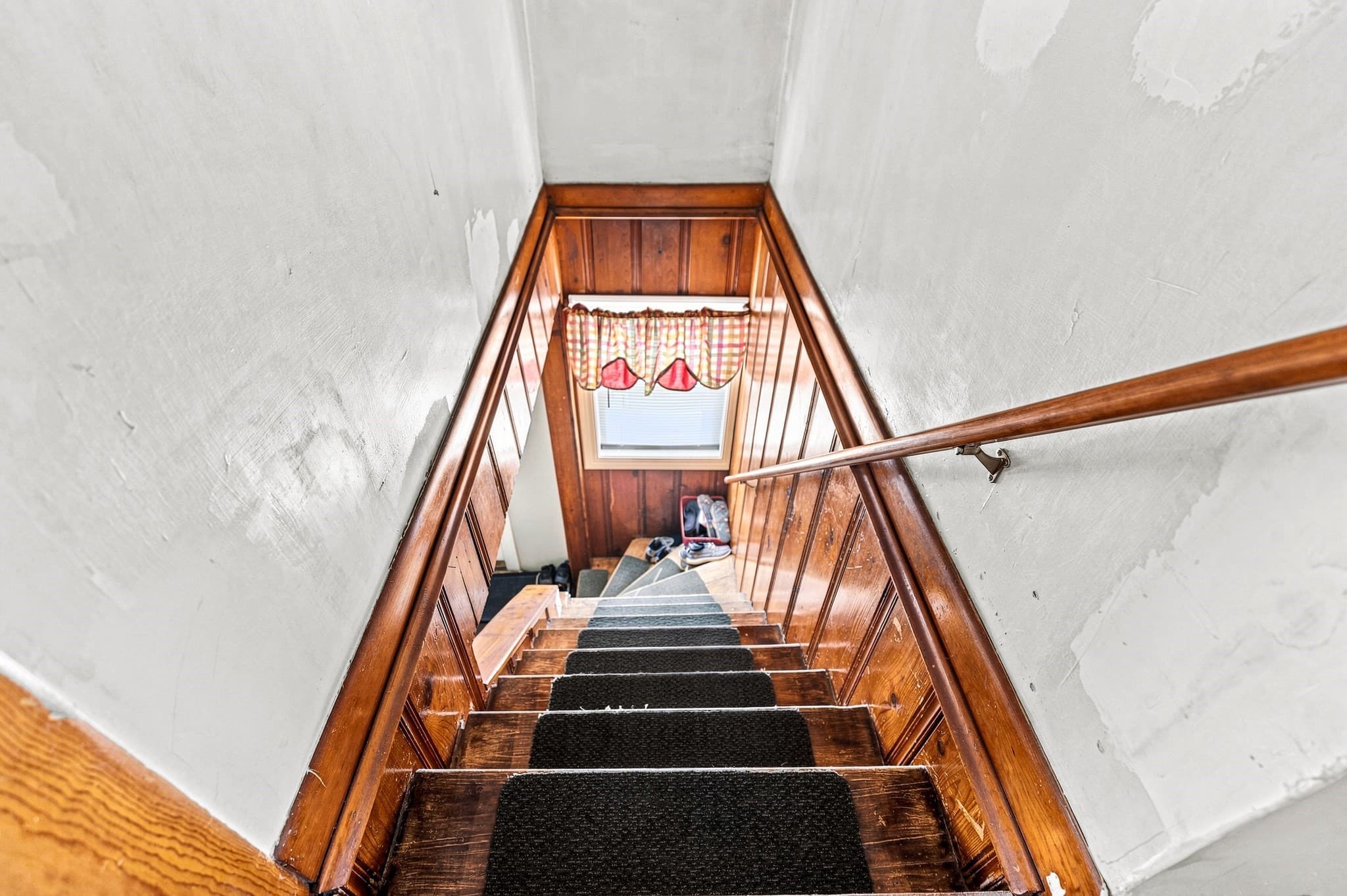 Single Family Residence at 577 Pokross St, Fall River MA 02724, Fall River, photo 13 of 31