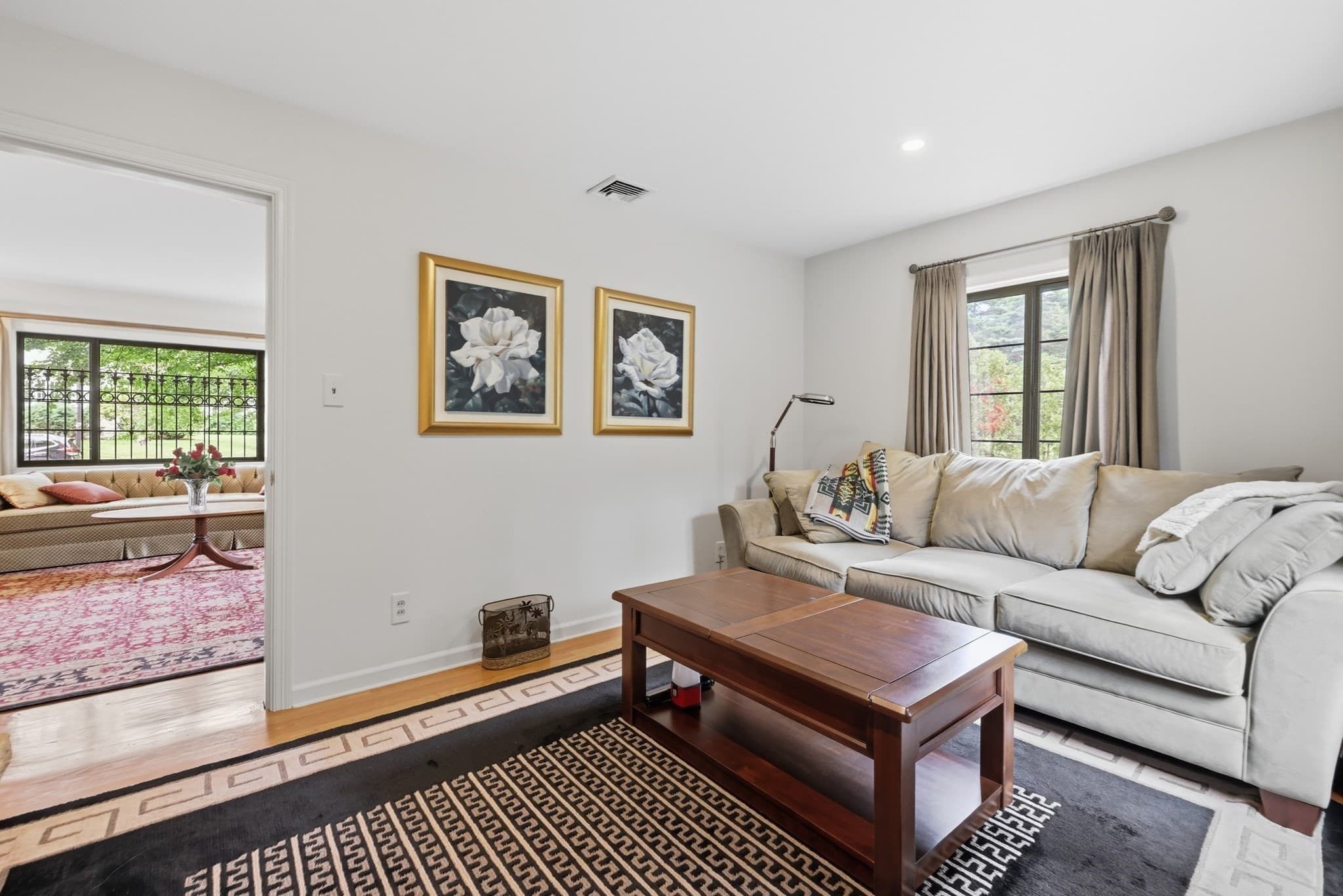 Single Family Residence at 5 Rollingwood Dr, Worcester MA 01609, Worcester, photo 9 of 38