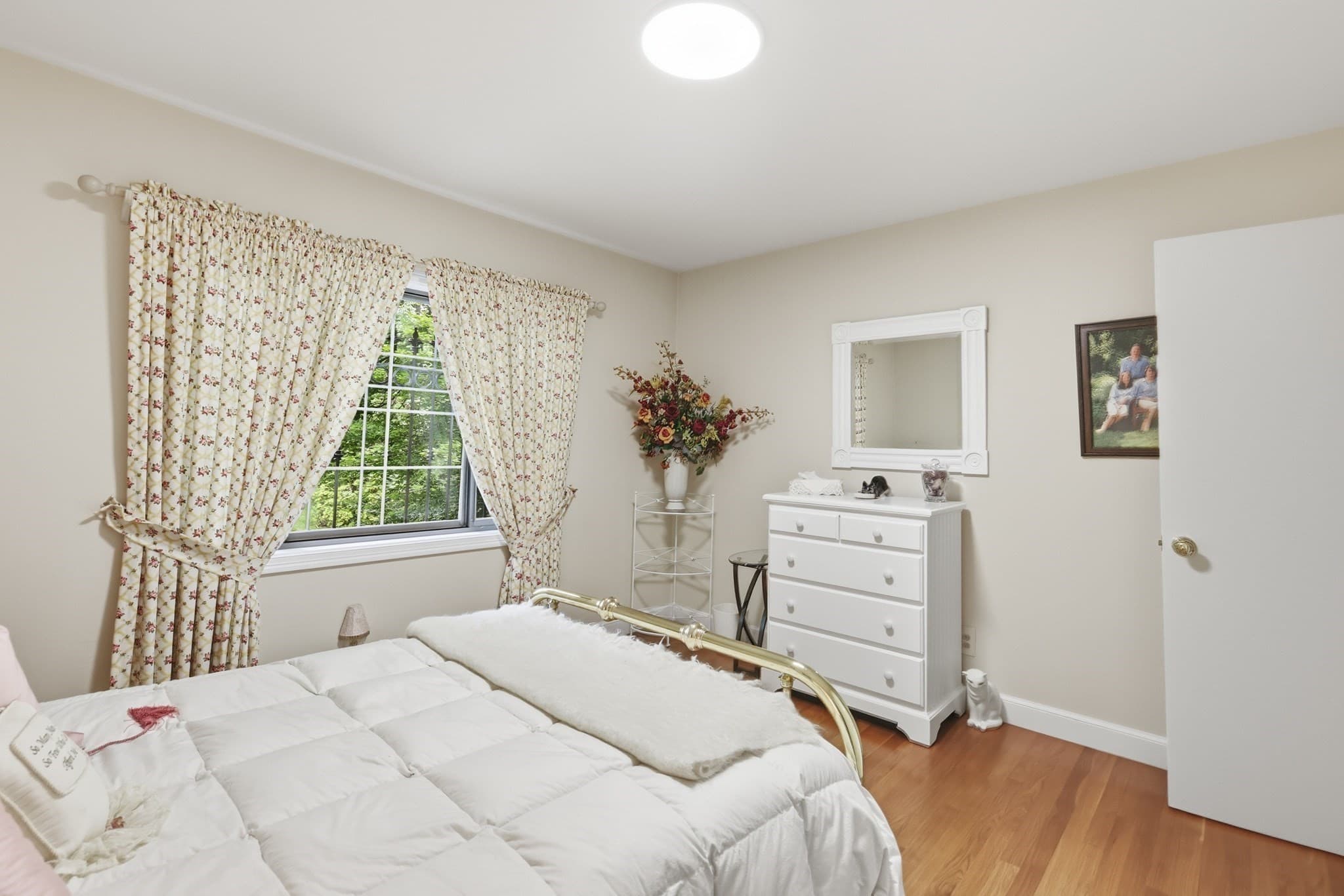 Single Family Residence at 5 Rollingwood Dr, Worcester MA 01609, Worcester, photo 30 of 38