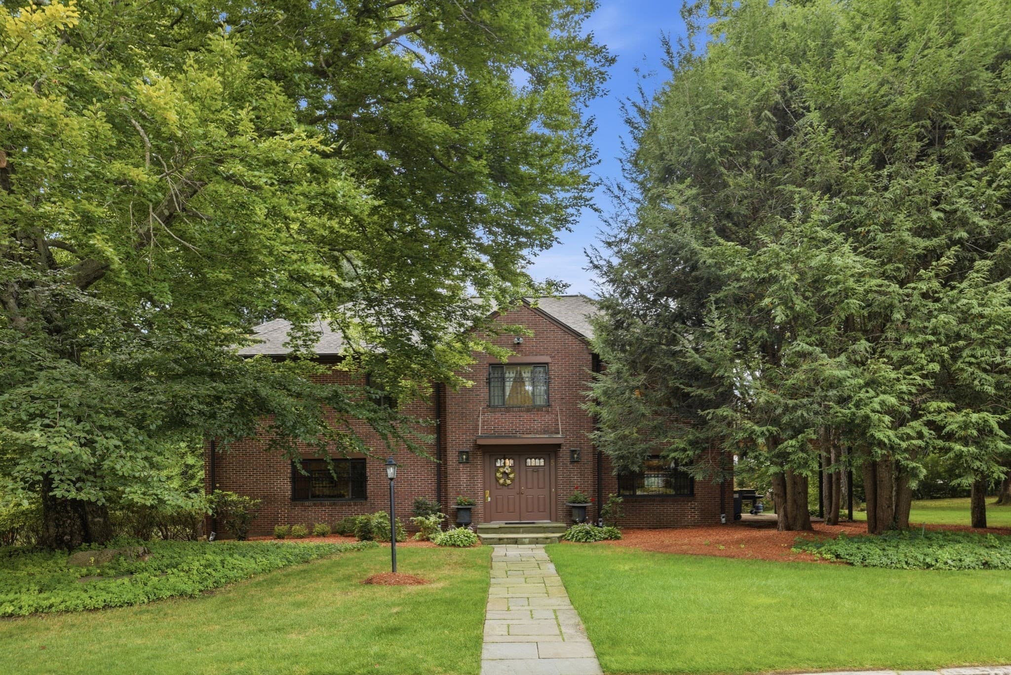 Single Family Residence at 5 Rollingwood Dr, Worcester MA 01609, Worcester, photo 38 of 38