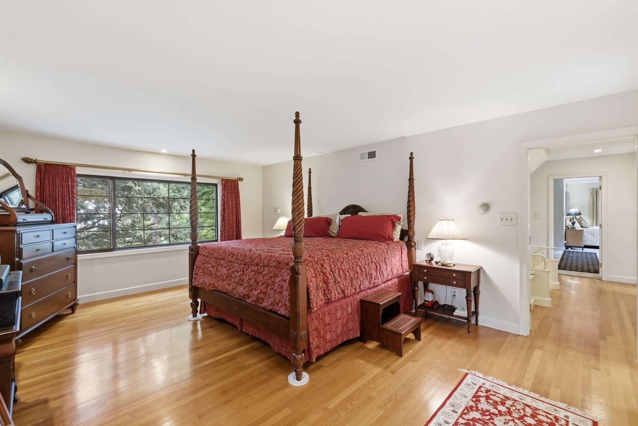 Single Family Residence at 5 Rollingwood Dr, Worcester MA 01609, Worcester, photo 25 of 38