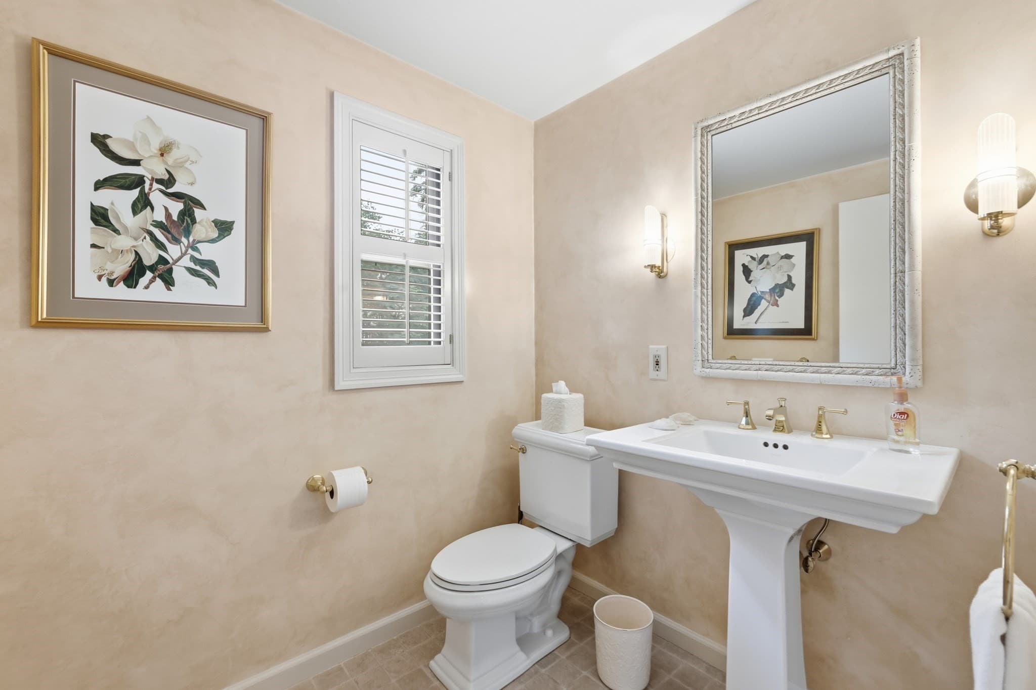 Single Family Residence at 5 Rollingwood Dr, Worcester MA 01609, Worcester, photo 21 of 38