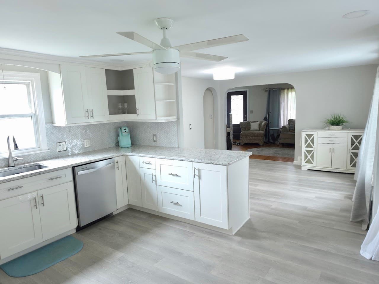 Single Family Residence at 417 River Rd, Agawam MA 01001, Agawam, photo 15 of 27