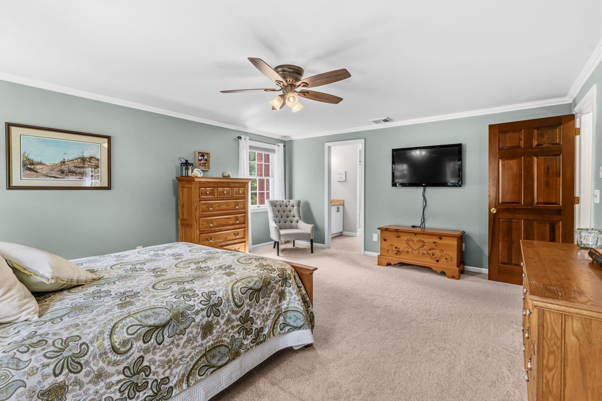 Single Family Residence at 28 Ashley Cir, Easthampton MA 01027, Easthampton, photo 21 of 42