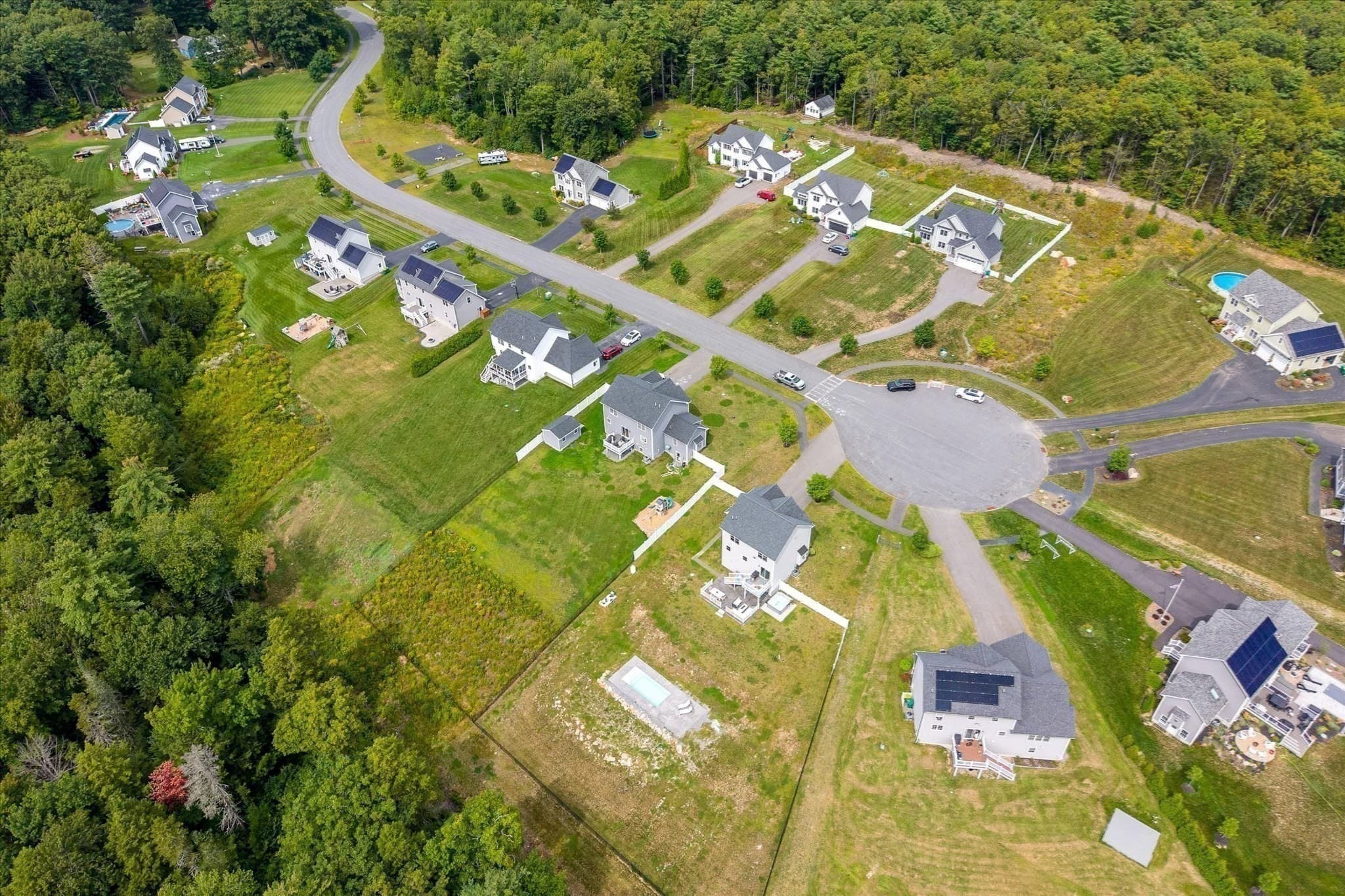 Single Family Residence at 19 Lighthouse Ln, Westminster MA 01473, Westminster, photo 5 of 39