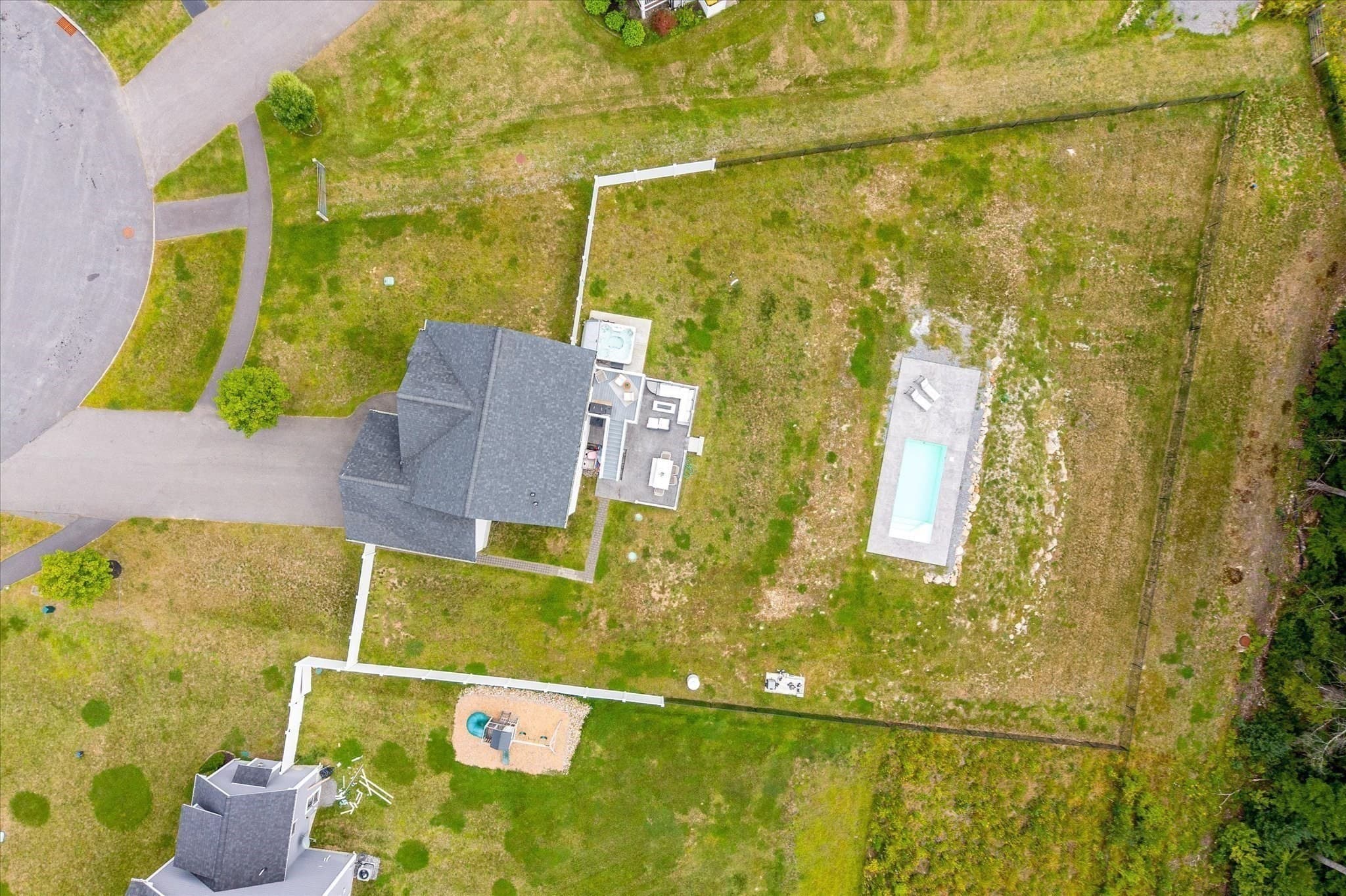 Single Family Residence at 19 Lighthouse Ln, Westminster MA 01473, Westminster, photo 38 of 39