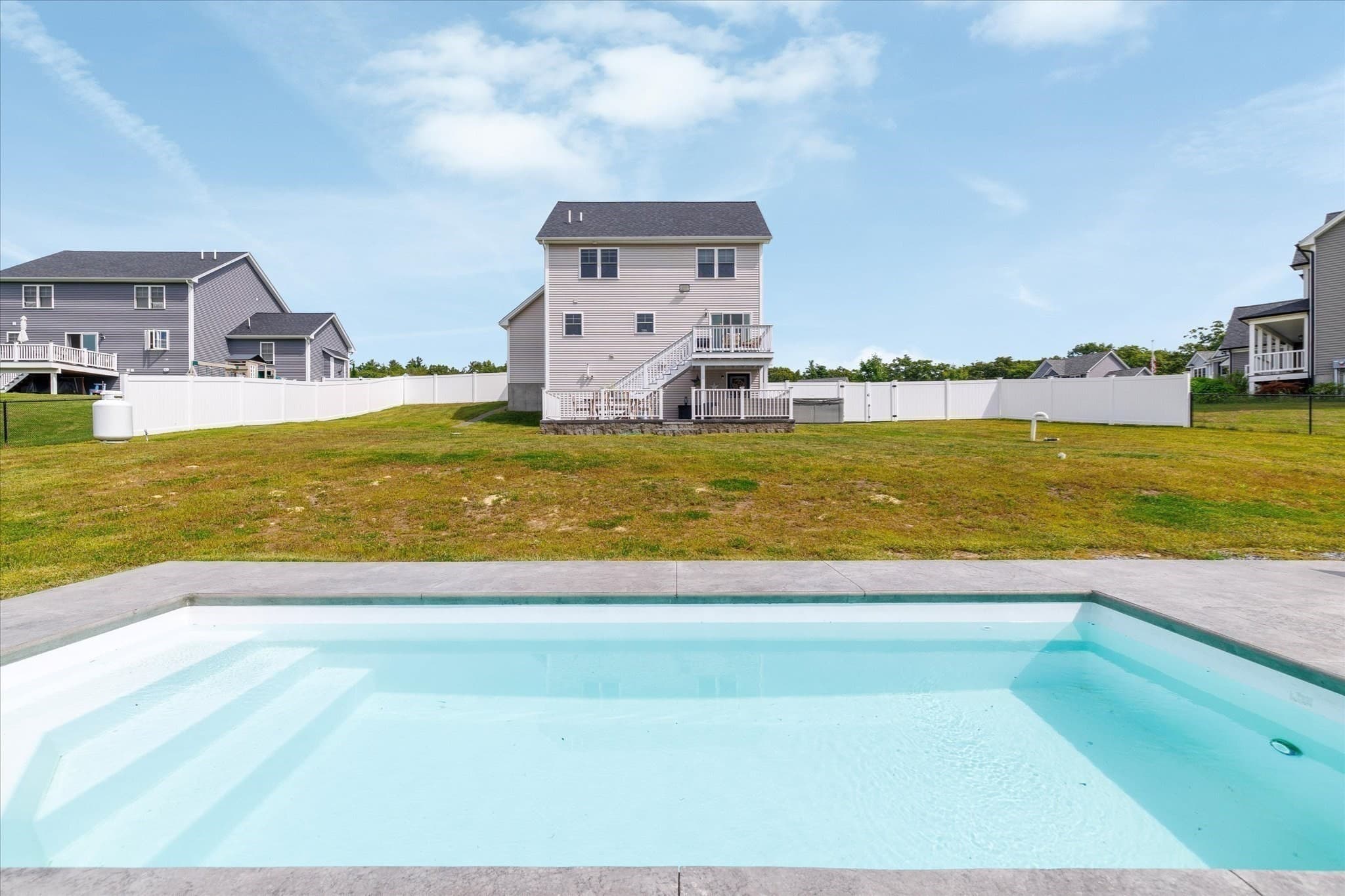 Single Family Residence at 19 Lighthouse Ln, Westminster MA 01473, Westminster, photo 29 of 39