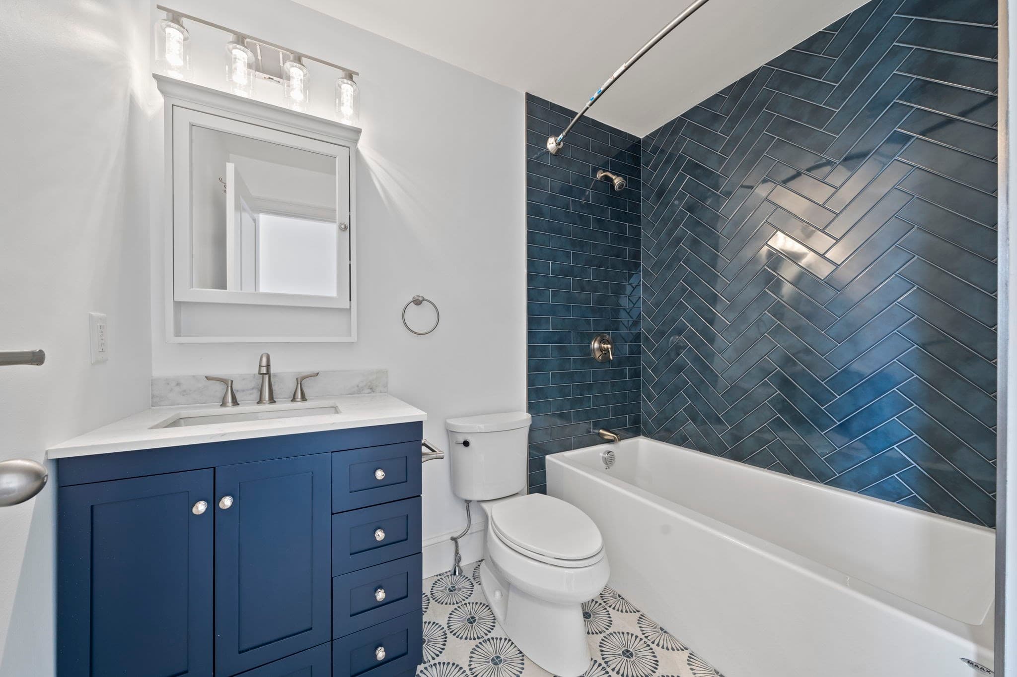 Condominium at 248 Presidents Ln # 6, Quincy MA 02169, Quincy, photo 21 of 40