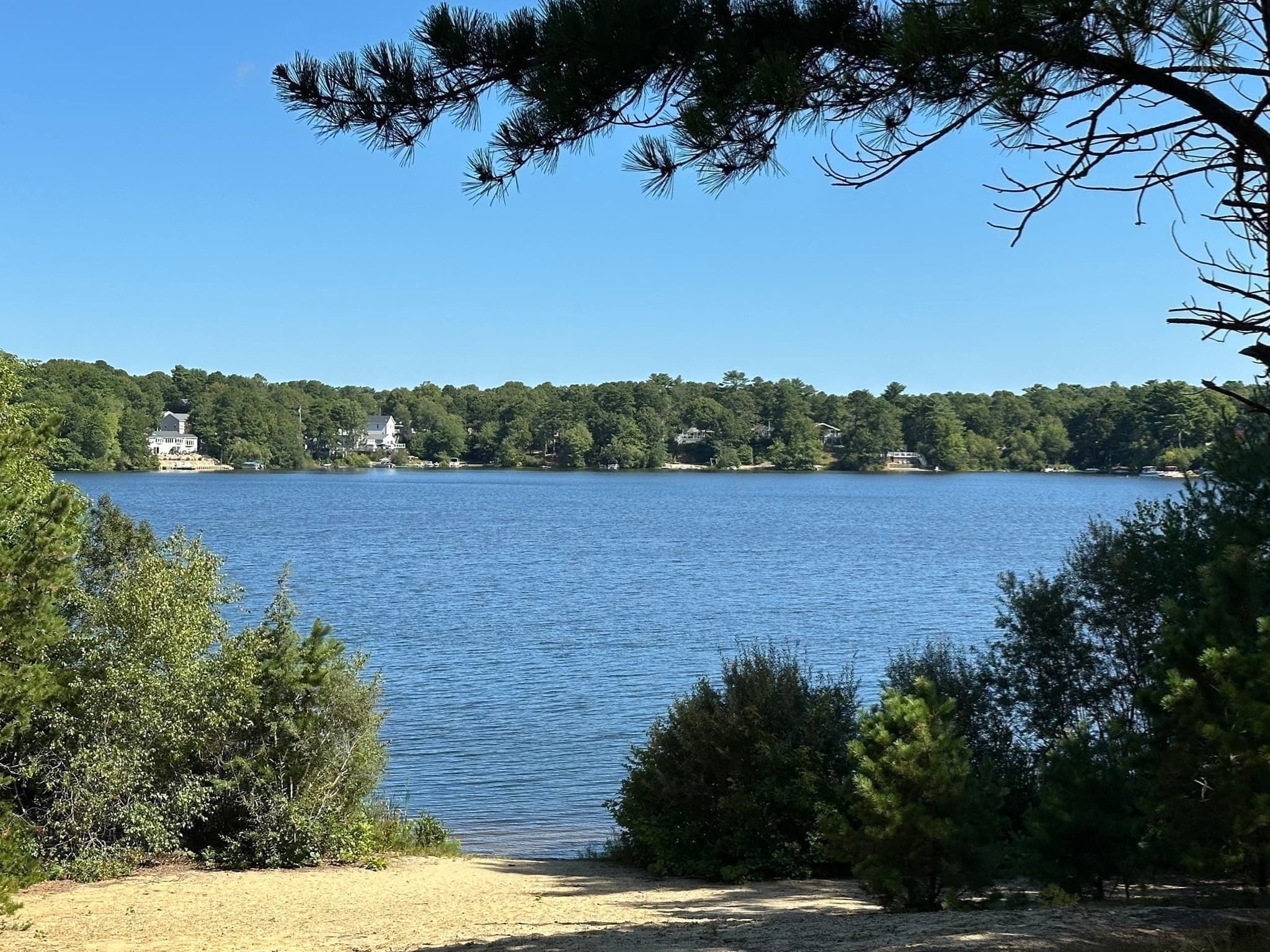 Single Family Residence at 111 Wareham Lake Shore Dr, Wareham MA 02571, Wareham, photo 10 of 19