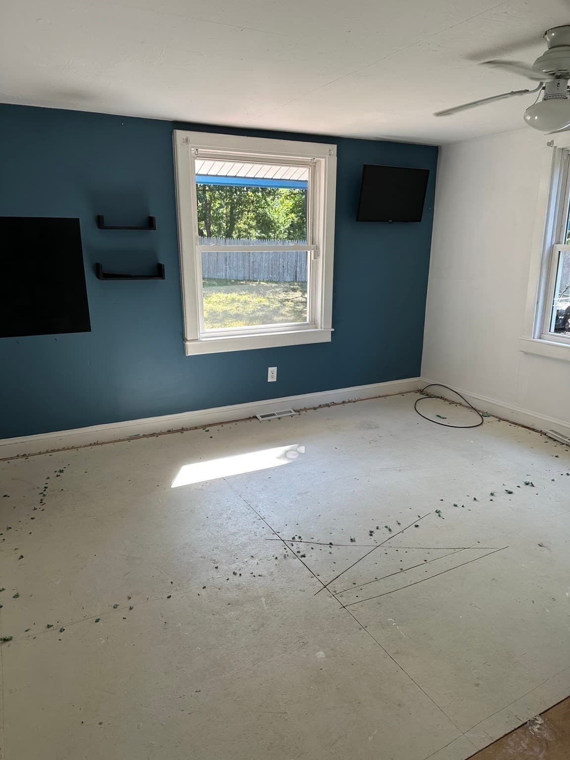 Single Family Residence at 111 Wareham Lake Shore Dr, Wareham MA 02571, Wareham, photo 15 of 19