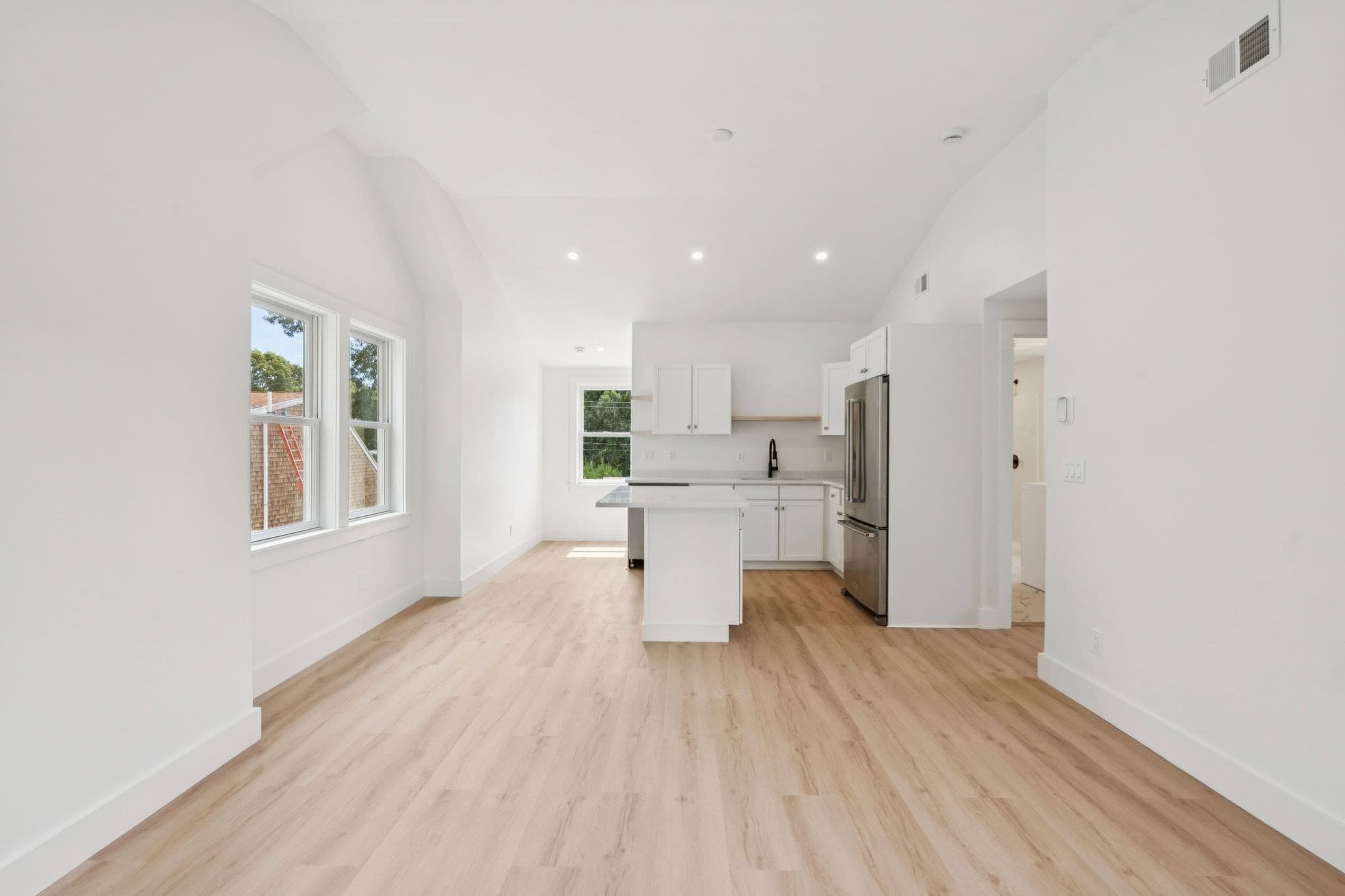 Single Family Residence at 80 Seacoast Shores Blvd, Falmouth MA 02536, Falmouth, photo 11 of 40