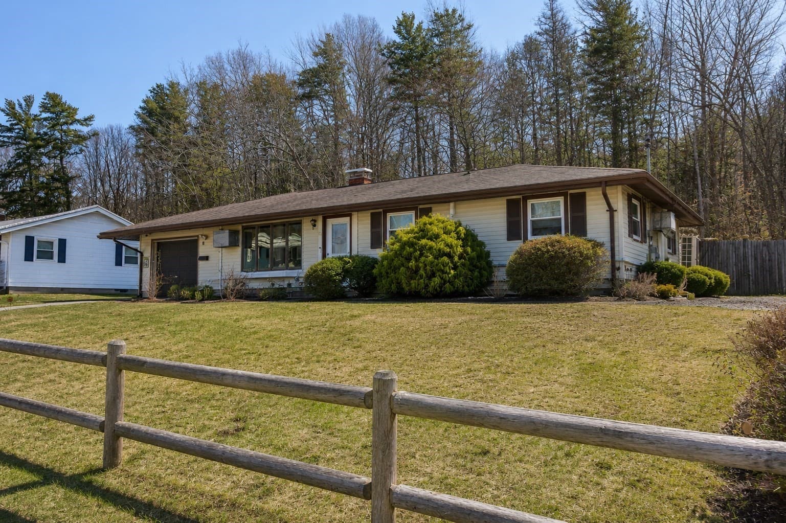 Single Family Residence at 95 Rindone St, Holbrook MA 02343, Holbrook, photo 2 of 15