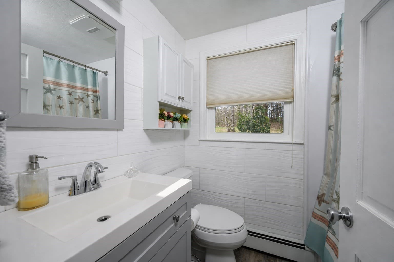 Single Family Residence at 95 Rindone St, Holbrook MA 02343, Holbrook, photo 12 of 15