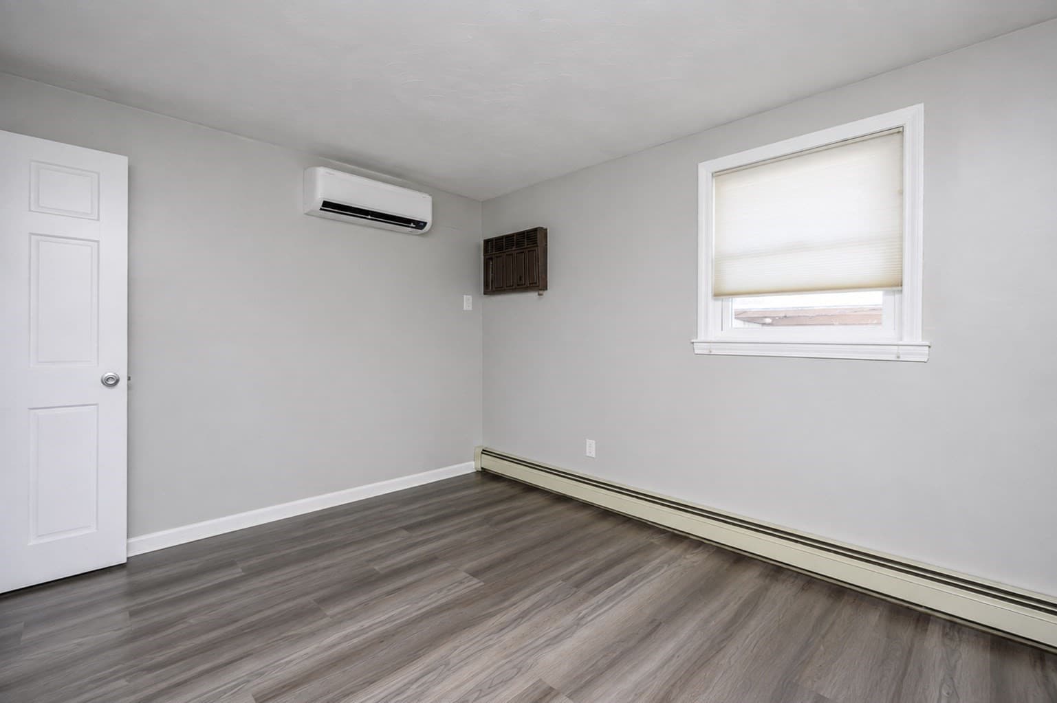 Single Family Residence at 95 Rindone St, Holbrook MA 02343, Holbrook, photo 10 of 15