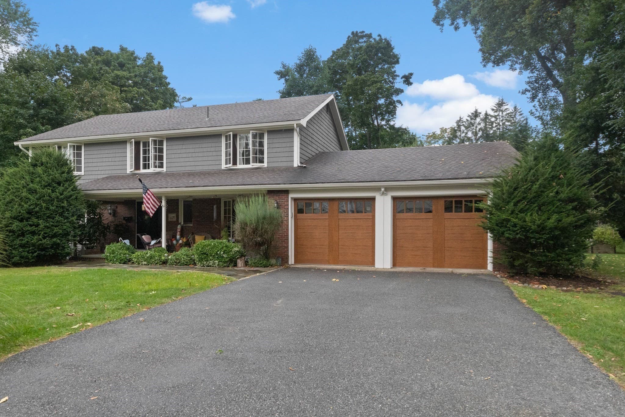 Single Family Residence at 1 Elm Top Lane, Beverly MA 01915, Beverly, photo 30 of 36