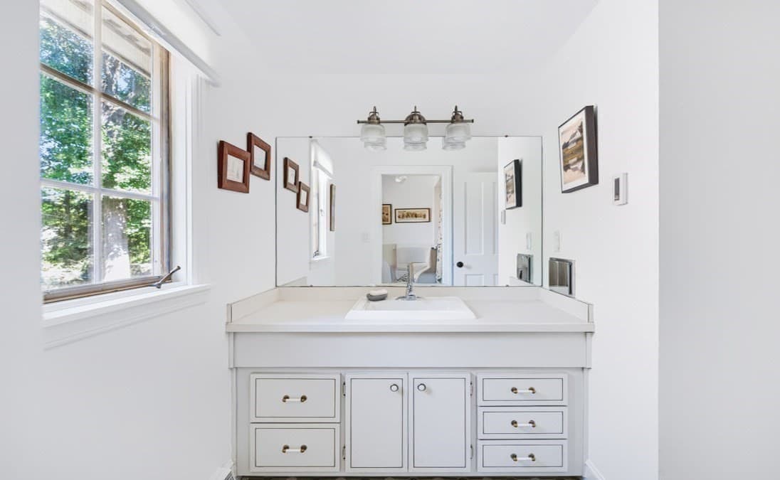 Single Family Residence at 1 Elm Top Lane, Beverly MA 01915, Beverly, photo 25 of 36