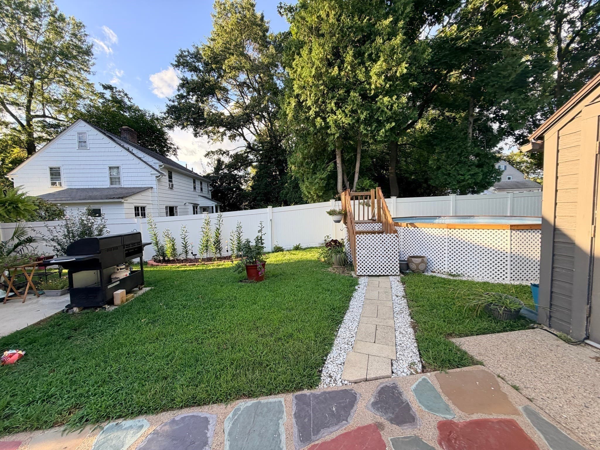 Single Family Residence at 169 Roosevelt Ave, Springfield MA 01118, Springfield, photo 29 of 30