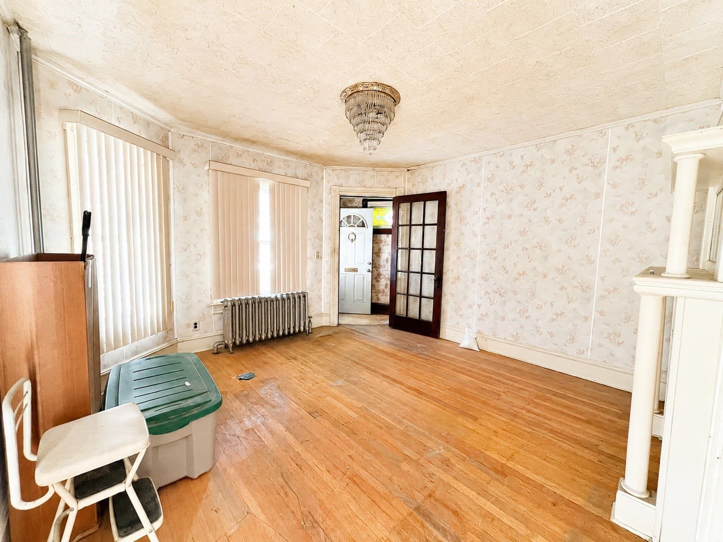 Single Family Residence at 2018 Pleasant St, Fall River MA 02723, Fall River, photo 13 of 20