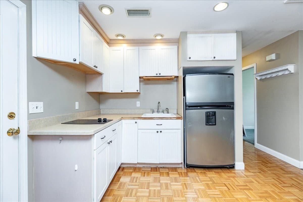 Single Family Residence at 514 Pleasant St, Weymouth MA 02190, Weymouth, photo 29 of 42